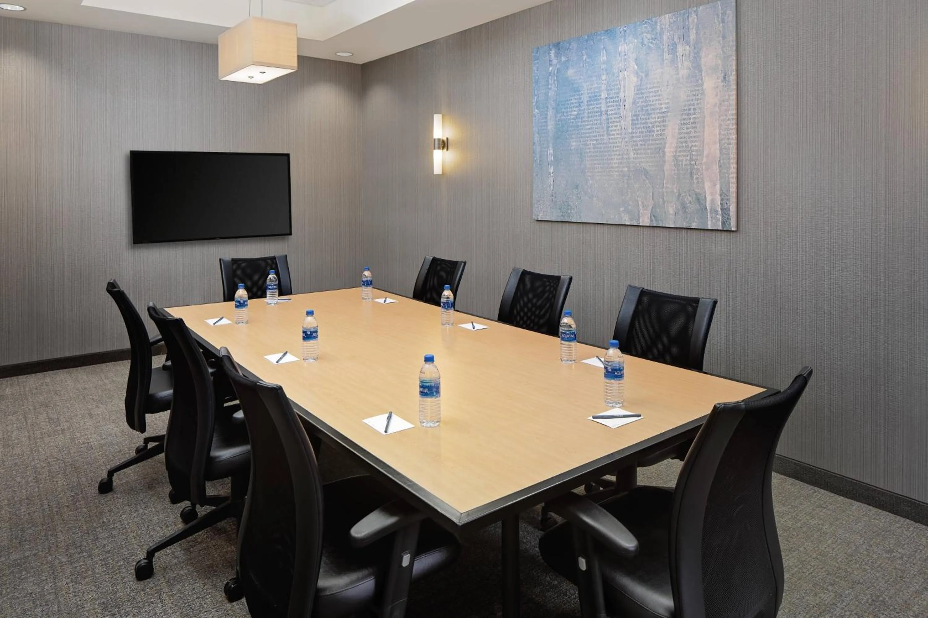 Meeting/conference room in SpringHill Suites by Marriott Green Bay