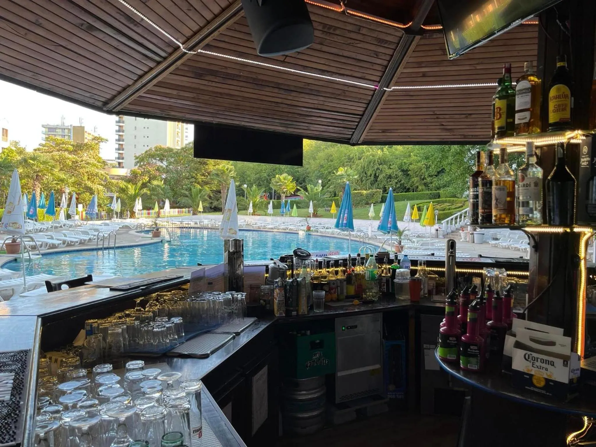 Swimming pool in Park Hotel Perla