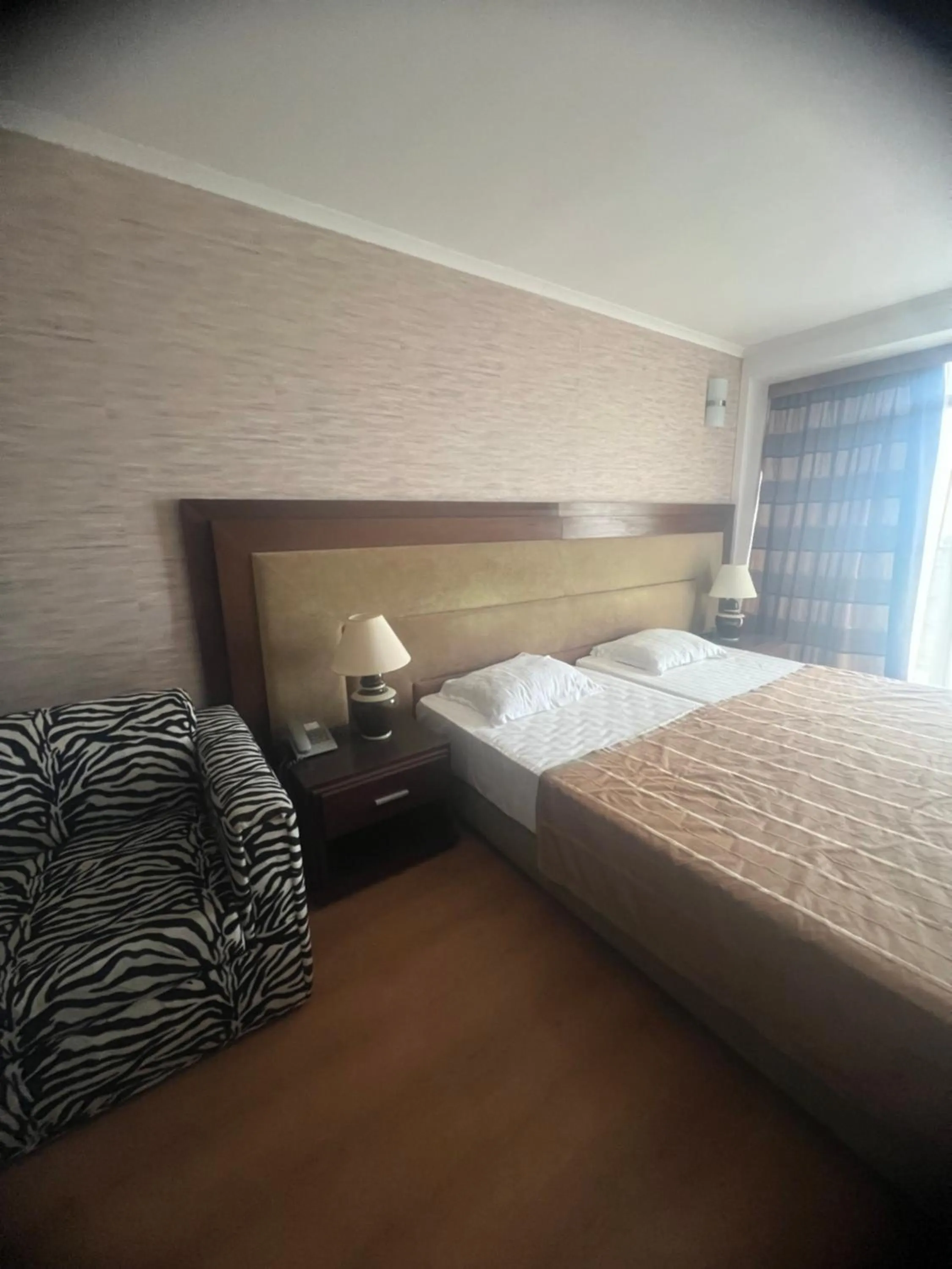 Property building, Bed in Park Hotel Perla