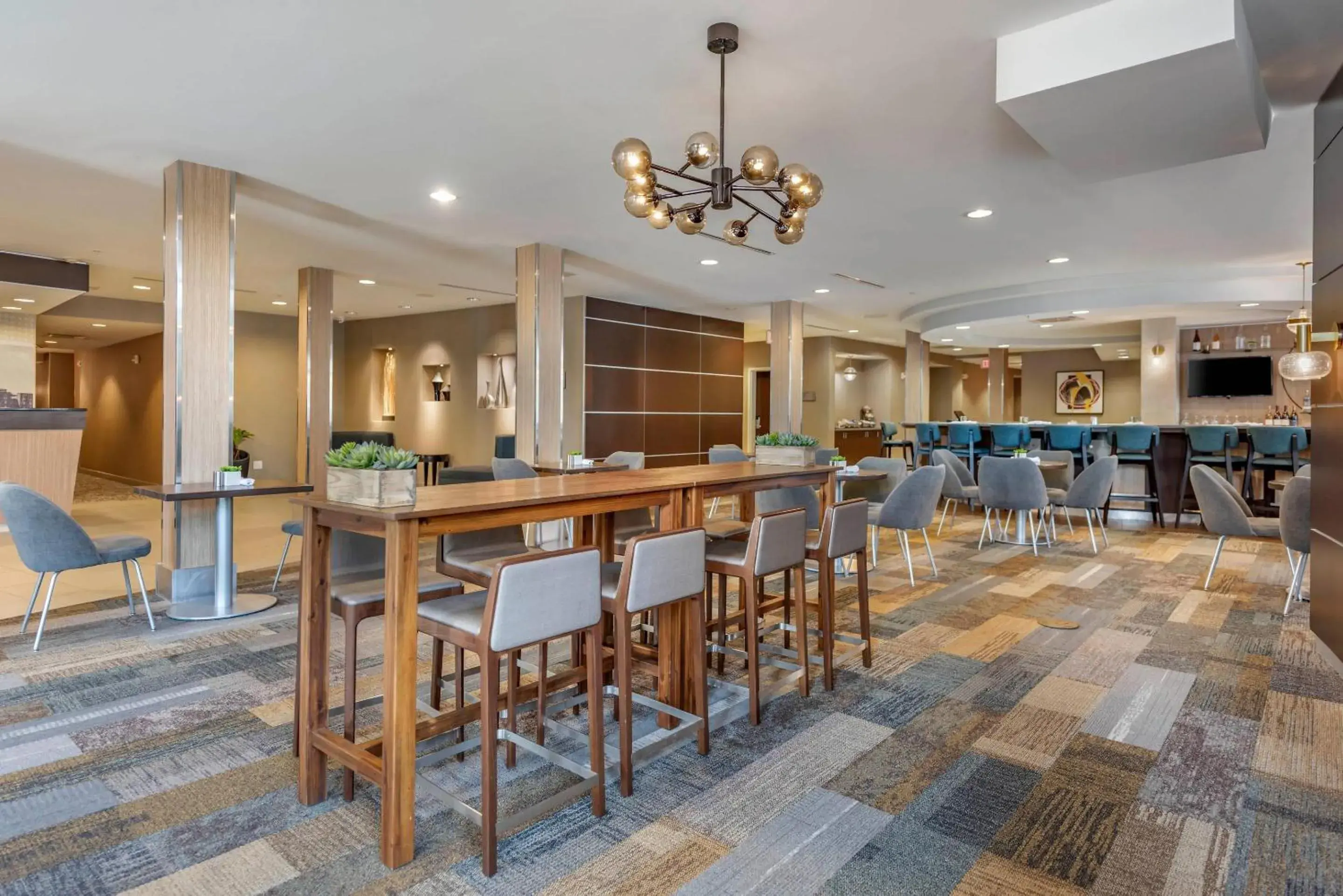 Restaurant/places to eat in Cambria Hotel Madison East Restaurant/places to eat in Cambria Hotel Madison East