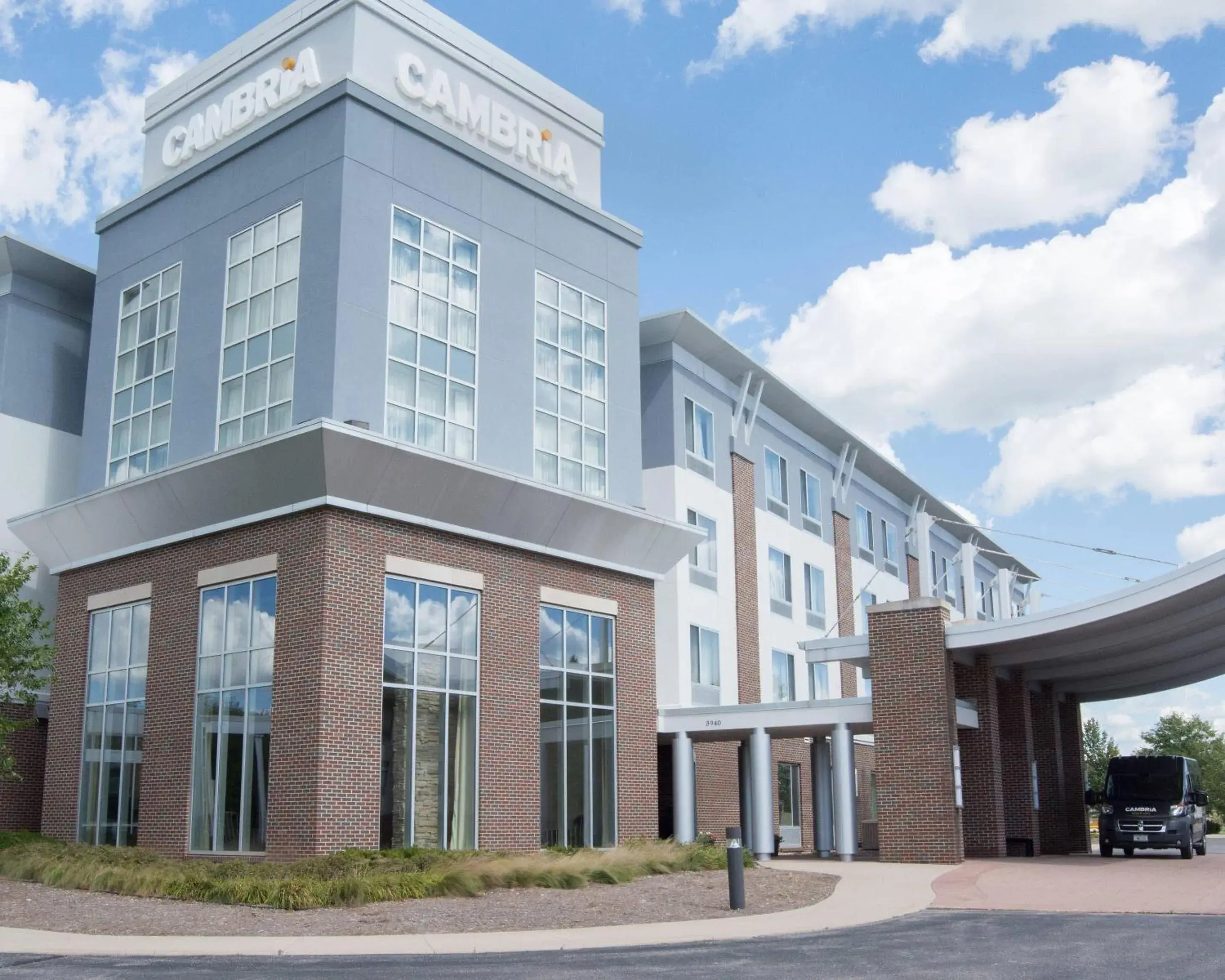 Property building in Cambria Hotel Appleton Property building in Cambria Hotel Appleton