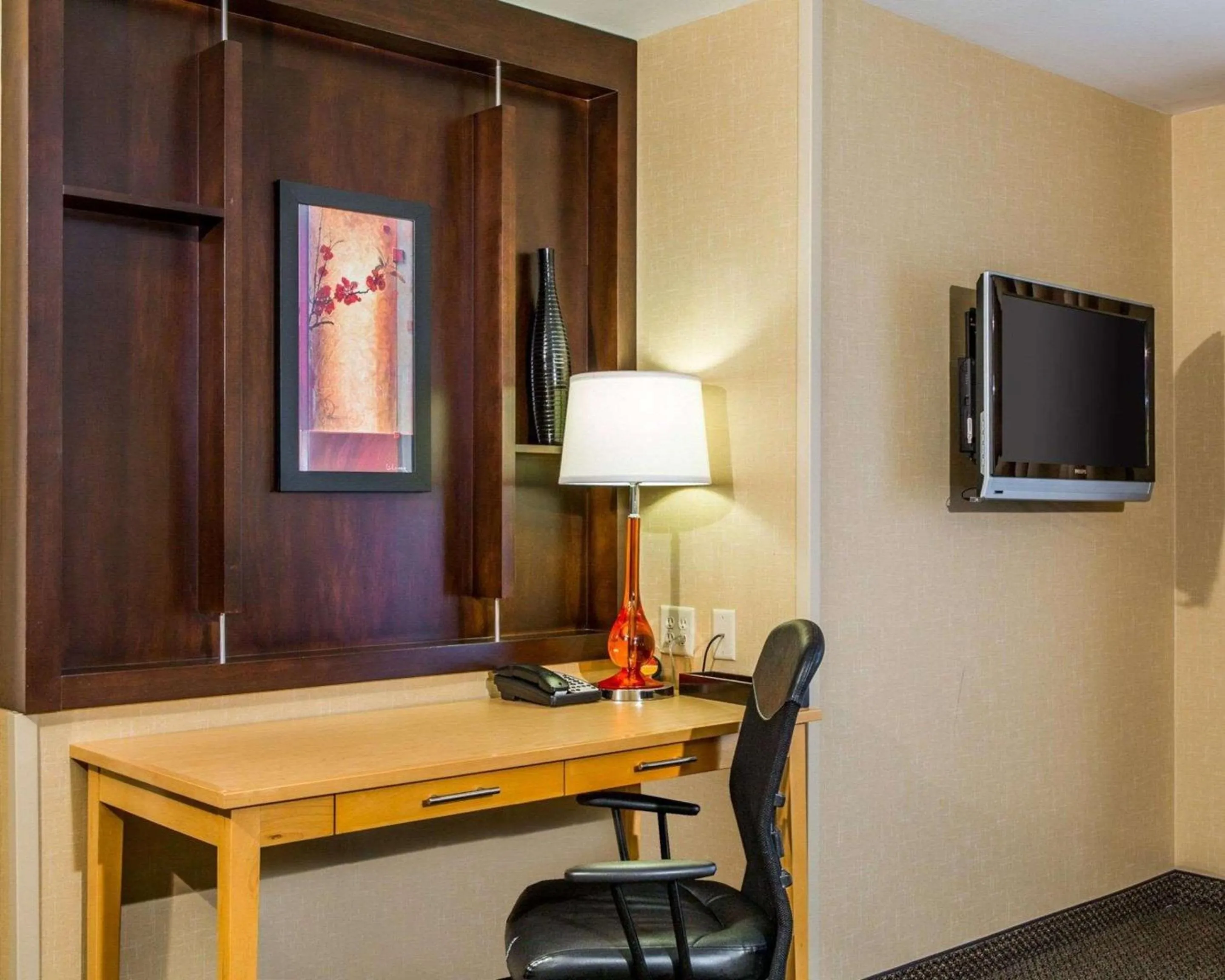 Bedroom in Cambria Hotel Appleton