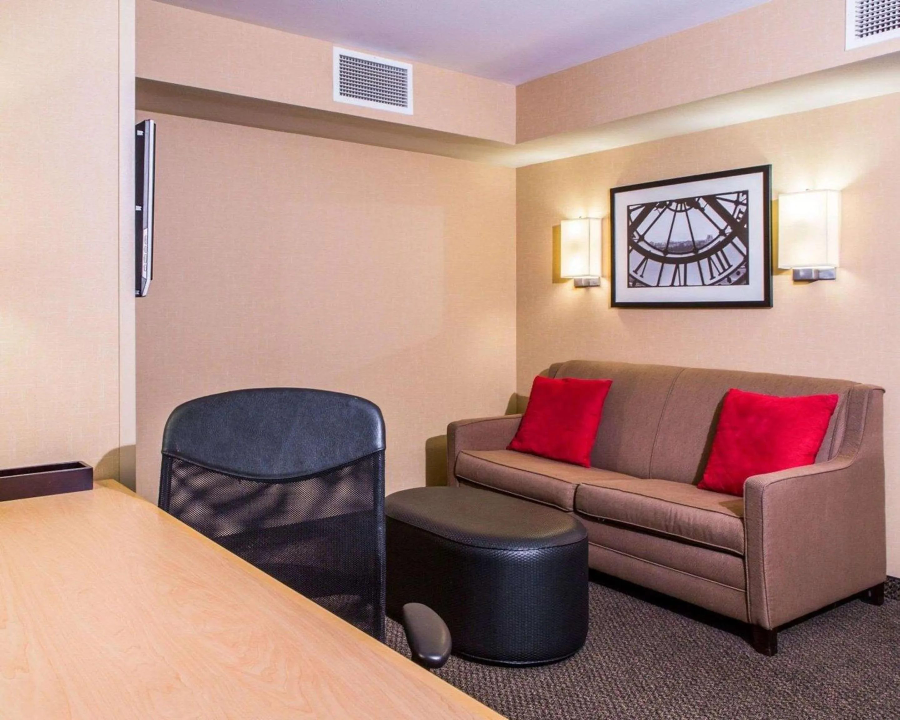 Bedroom in Cambria Hotel Appleton