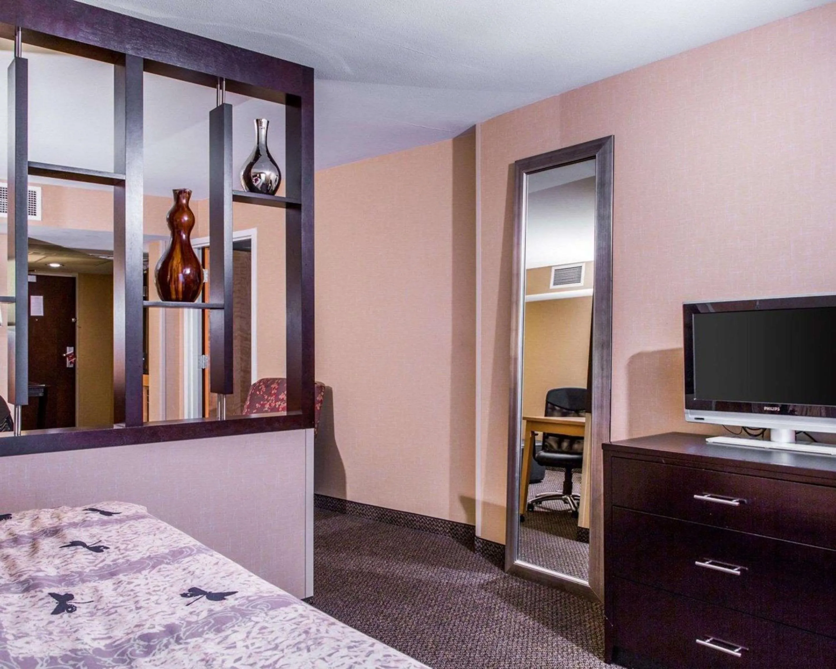 Bedroom, Bed in Cambria Hotel Appleton