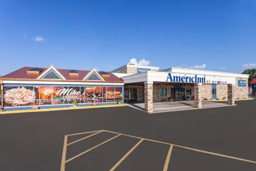 AmericInn & Suites by Wyndham Baraboo Event Center