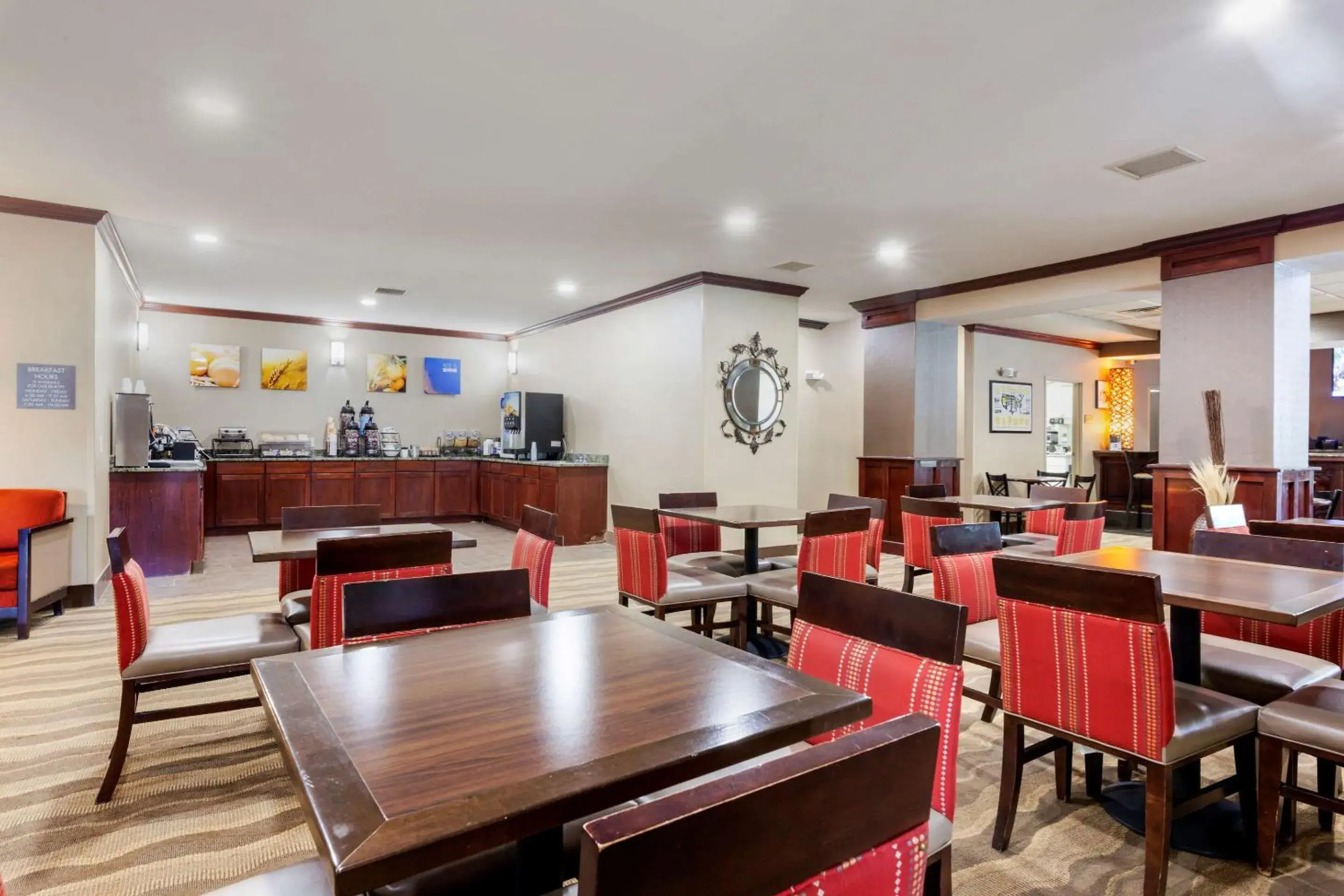 Breakfast in Comfort Inn Plover-Stevens Point Breakfast in Comfort Inn Plover-Stevens Point