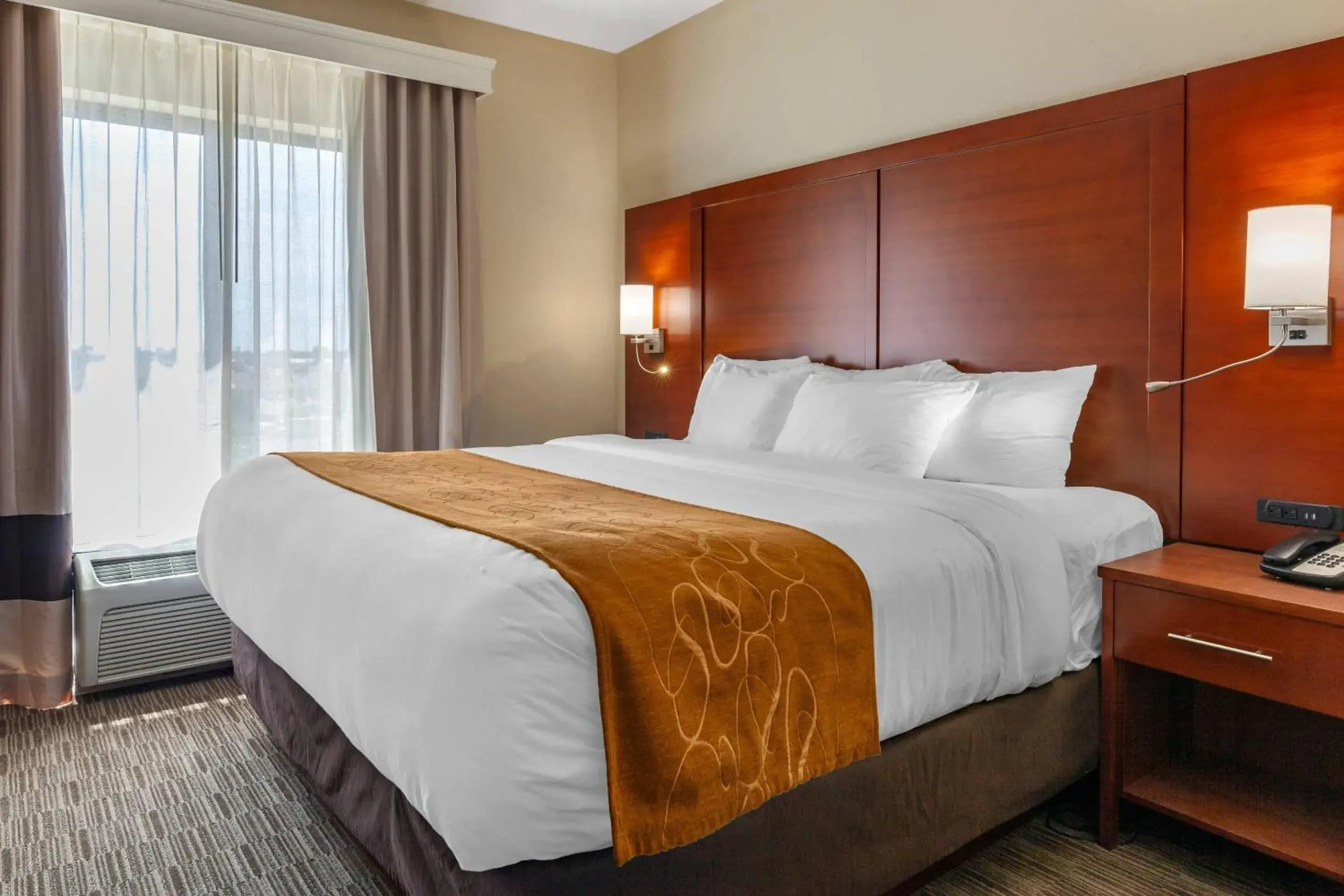 King Suite - Non-Smoking in Comfort Suites King Suite - Non-Smoking in Comfort Suites