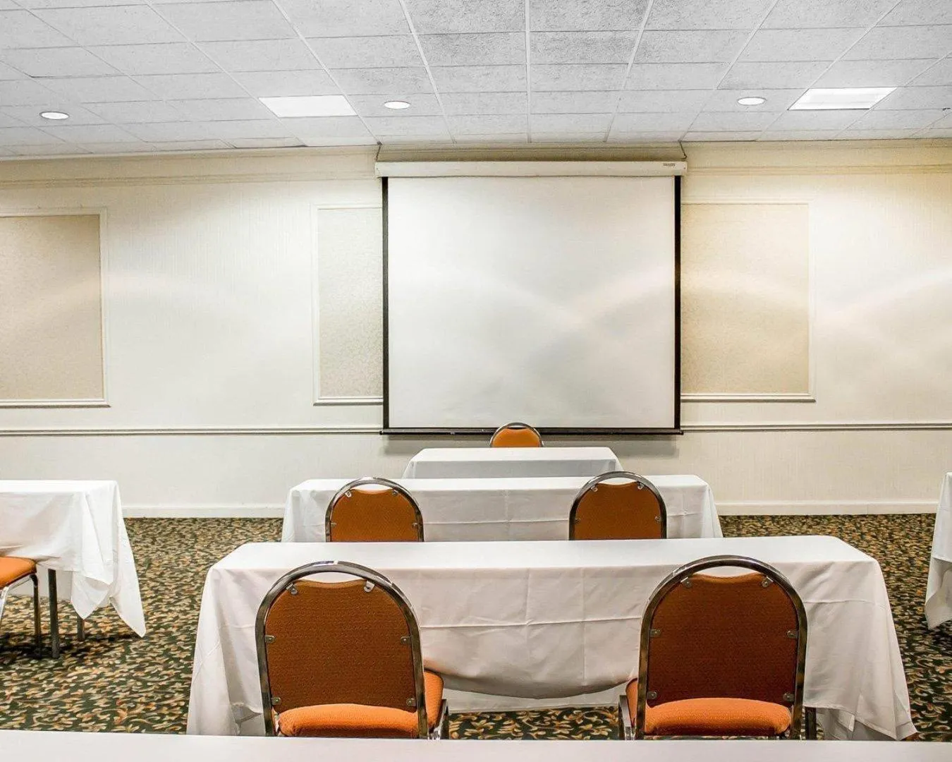 Meeting/conference room in Quality Inn Rhinelander