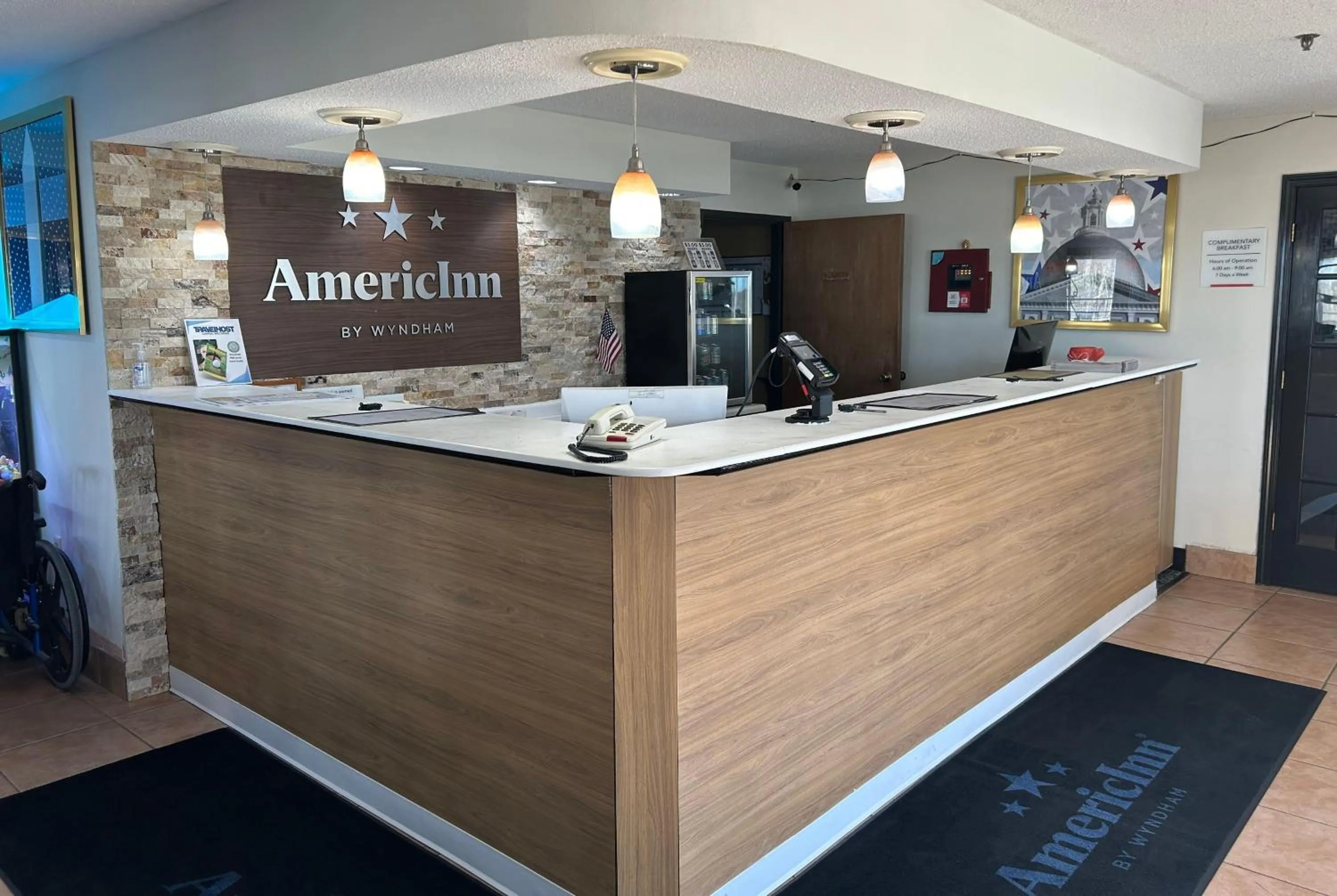 AmericInn by Wyndham Mosinee Central Wisconsin Airport