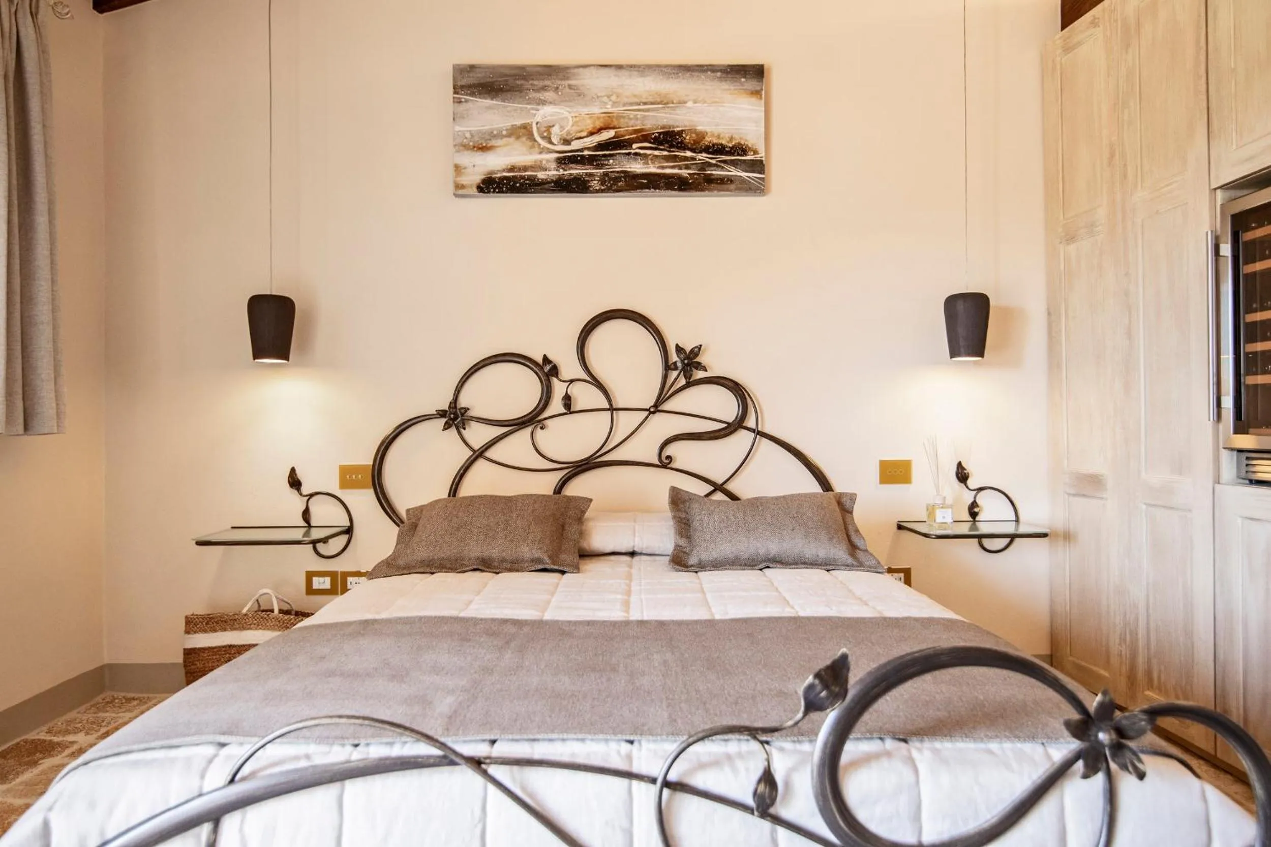 Bed in Capanna Suites