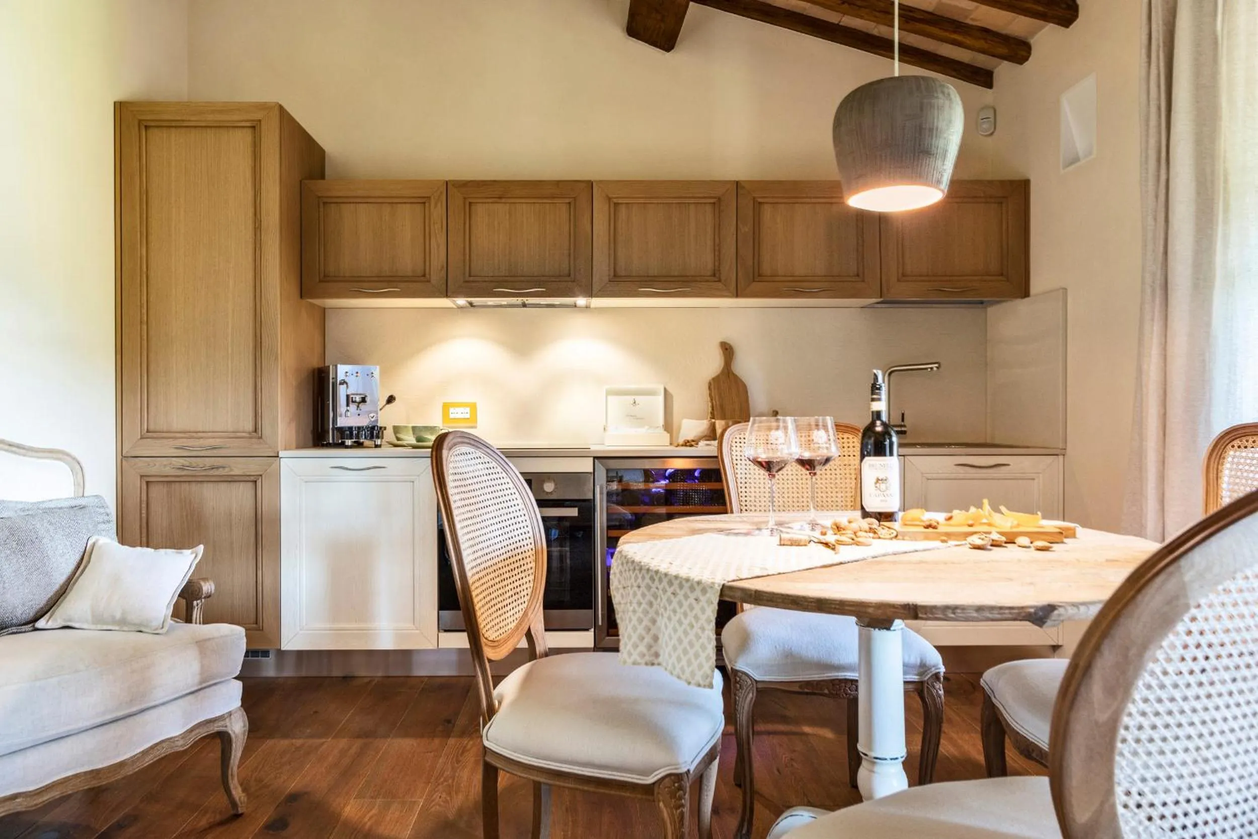 Food and drinks in Capanna Suites