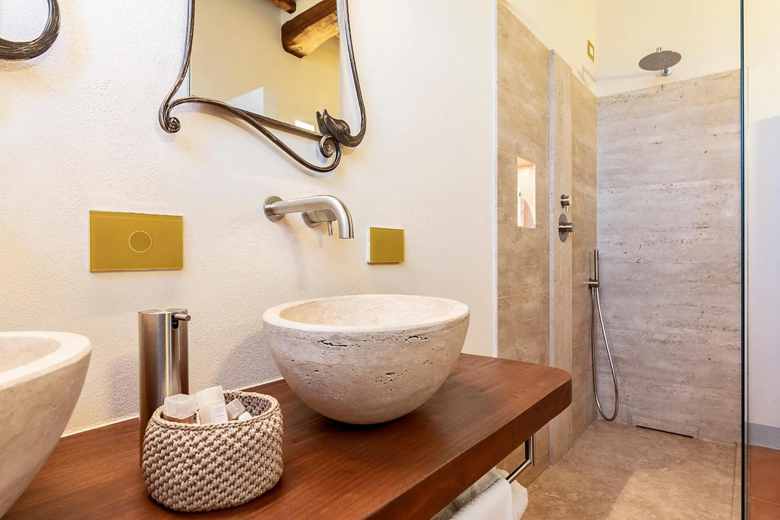 Bathroom in Capanna Suites