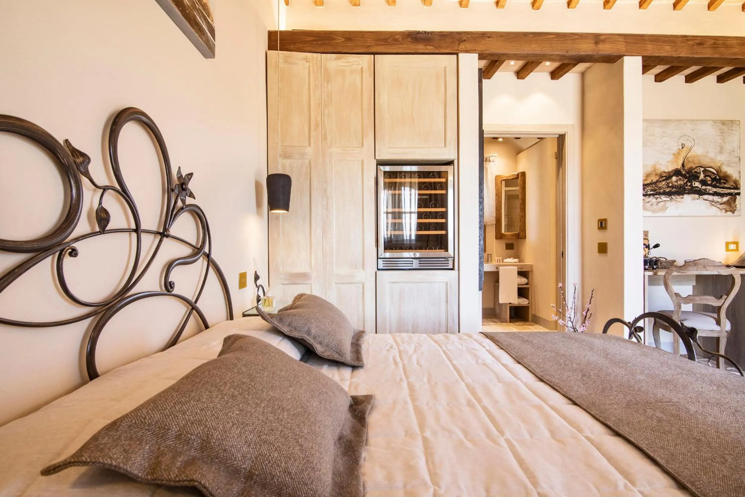 Bed in Capanna Suites