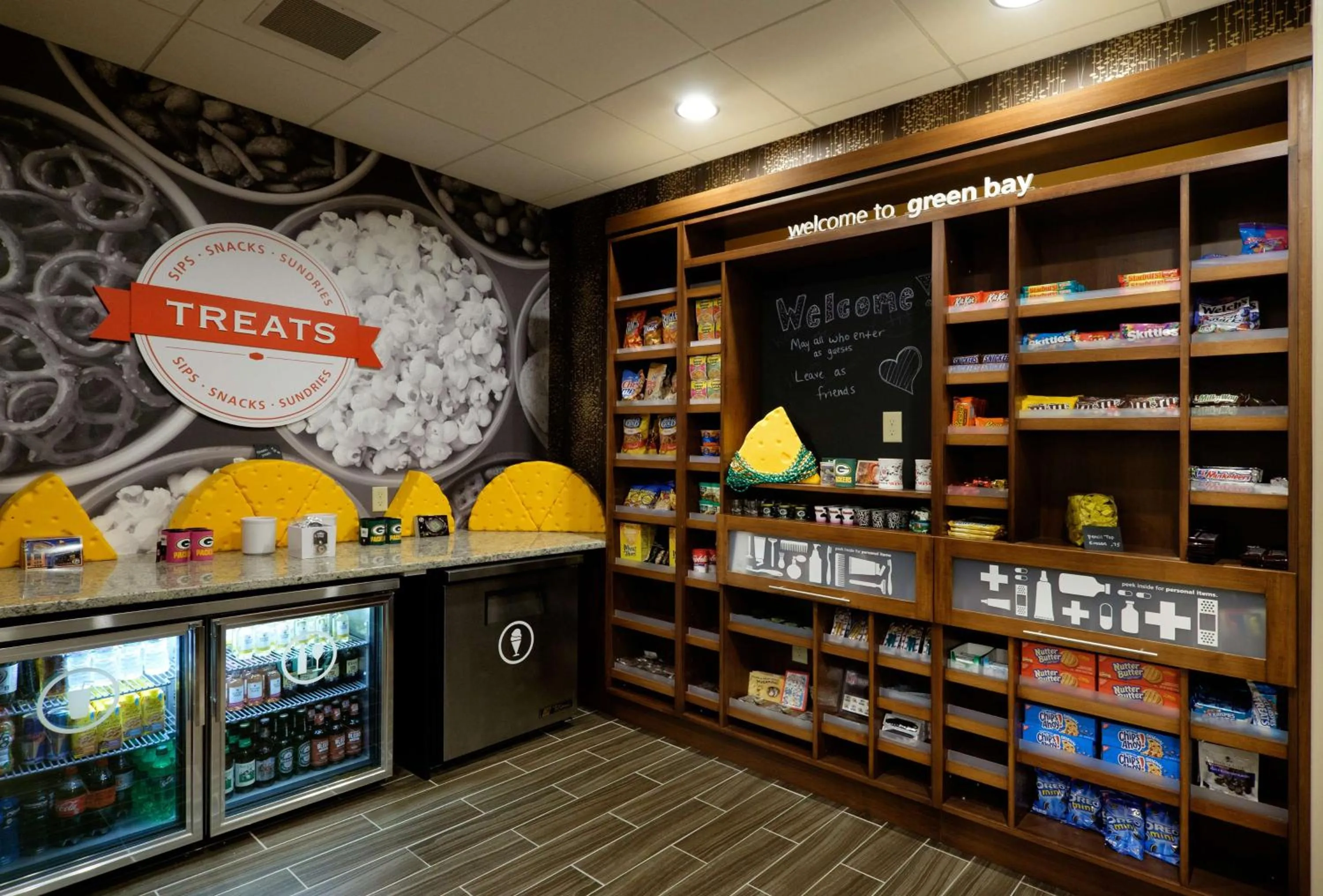 Restaurant/places to eat in Hampton Inn Green Bay Downtown