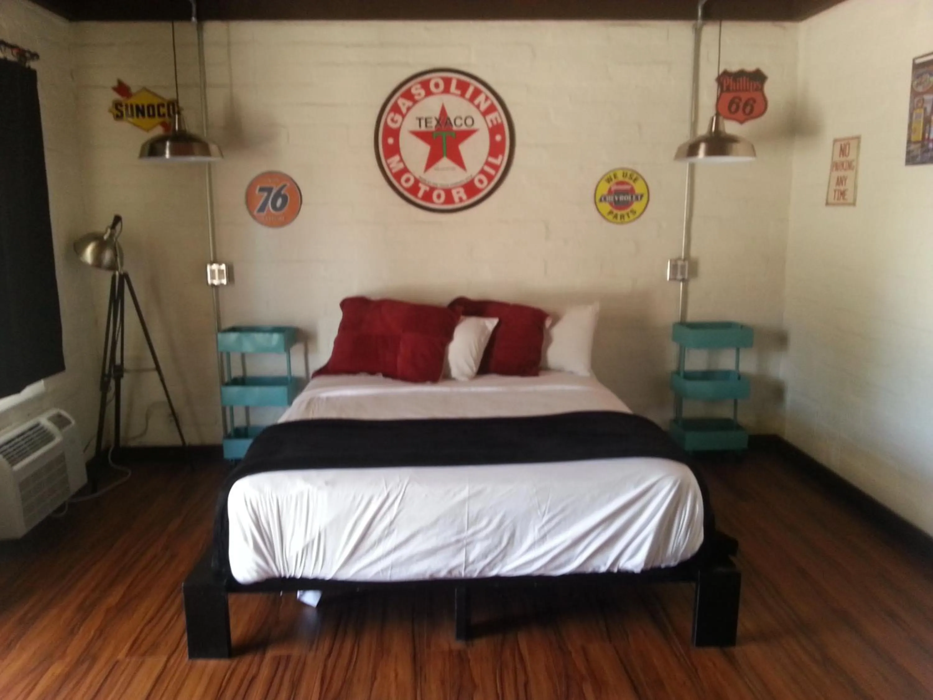 Bed in Sterling Gardens