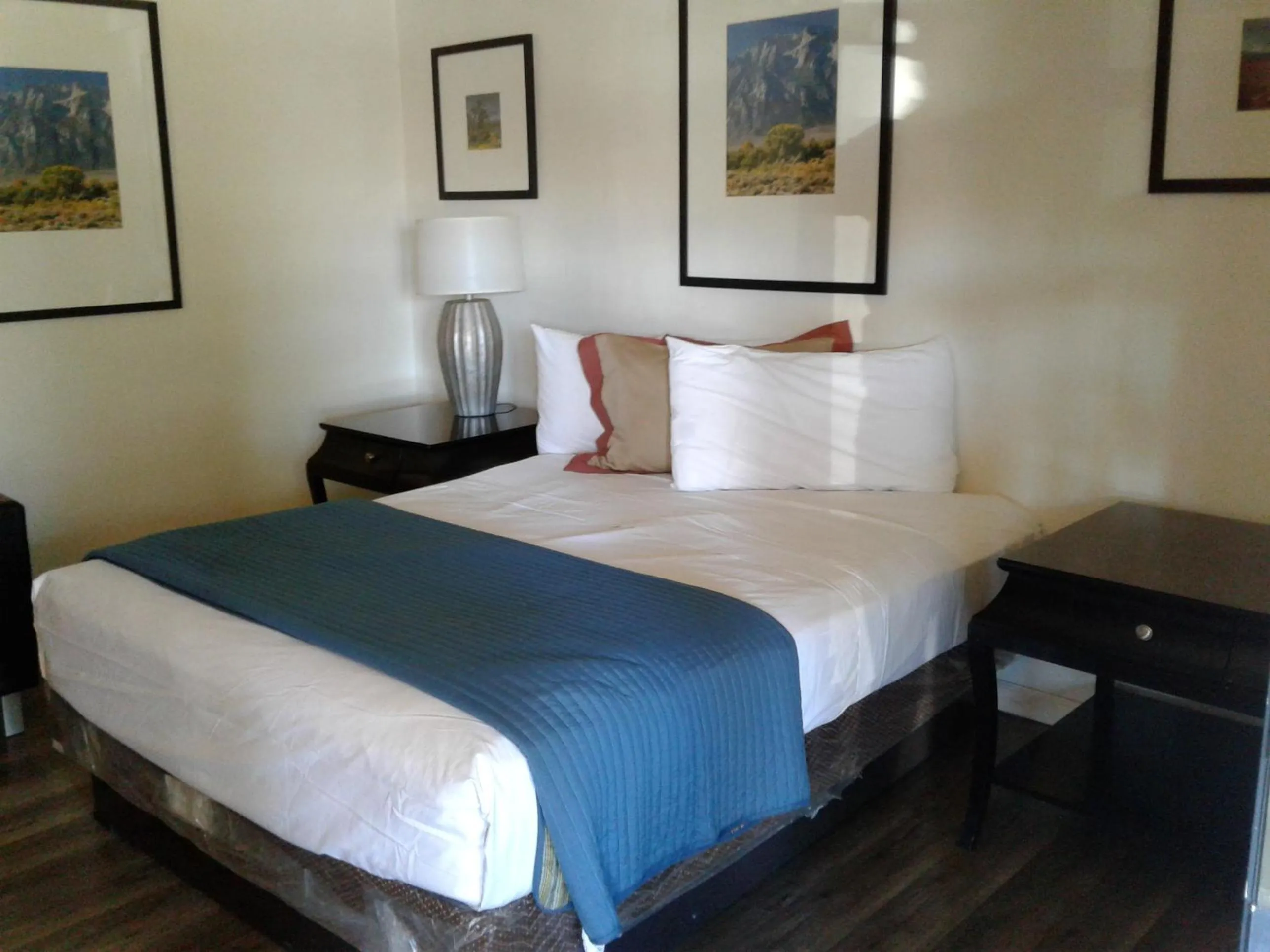 Bed in Sterling Gardens