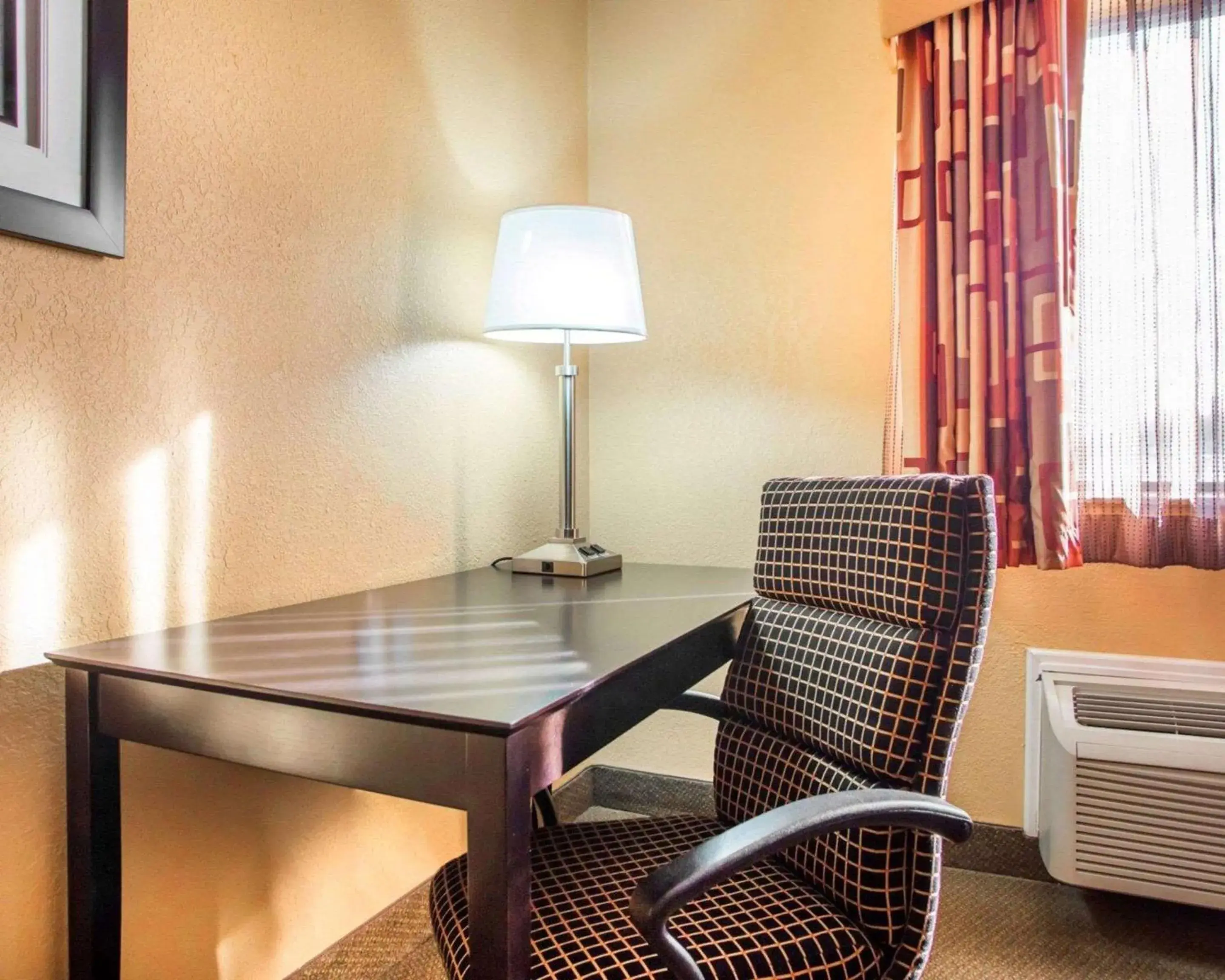 Photo of the whole room in Quality Inn & Suites Kimberly - Appleton East Photo of the whole room in Quality Inn & Suites Kimberly - Appleton East