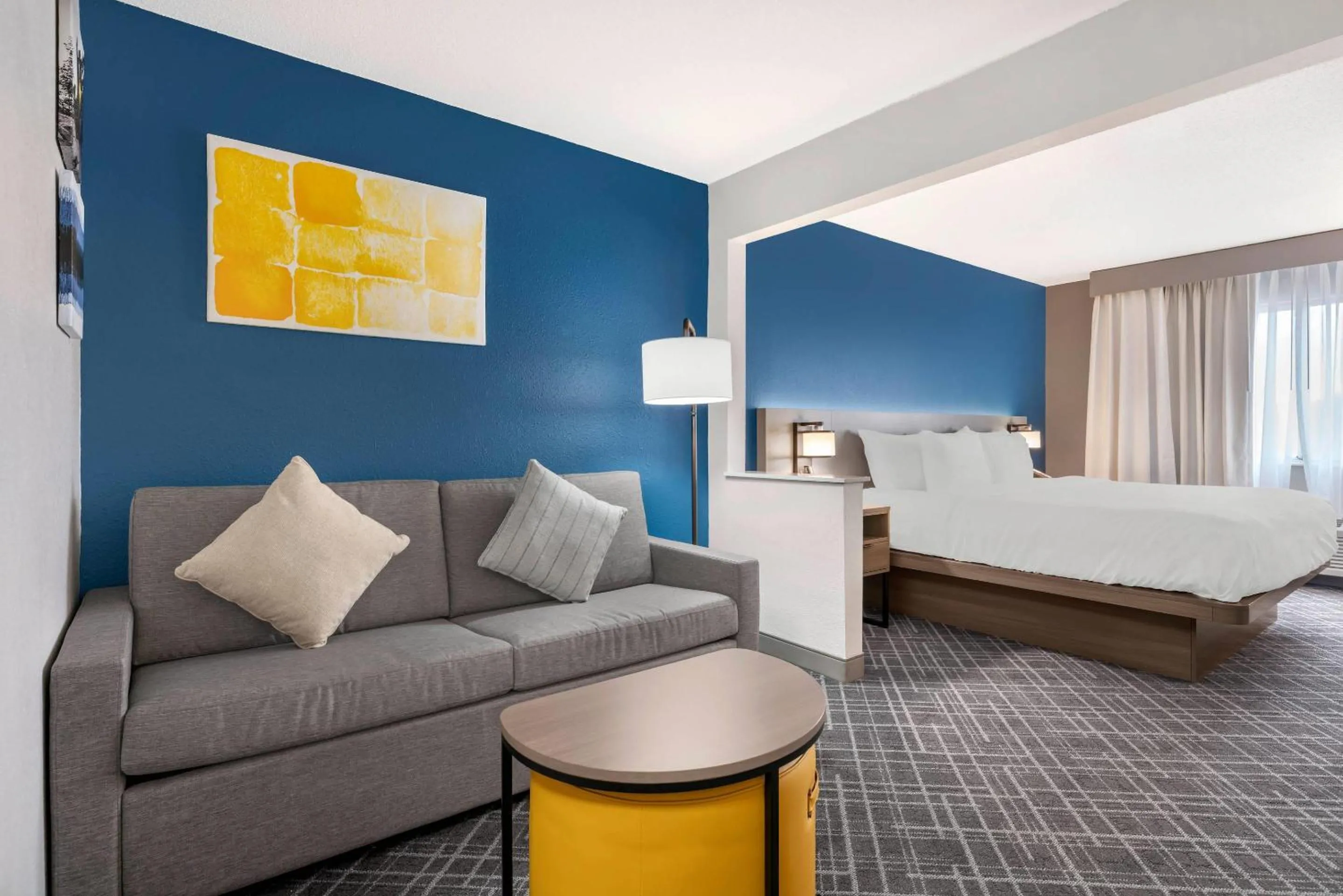 Bedroom, Bed in Comfort Inn & Suites