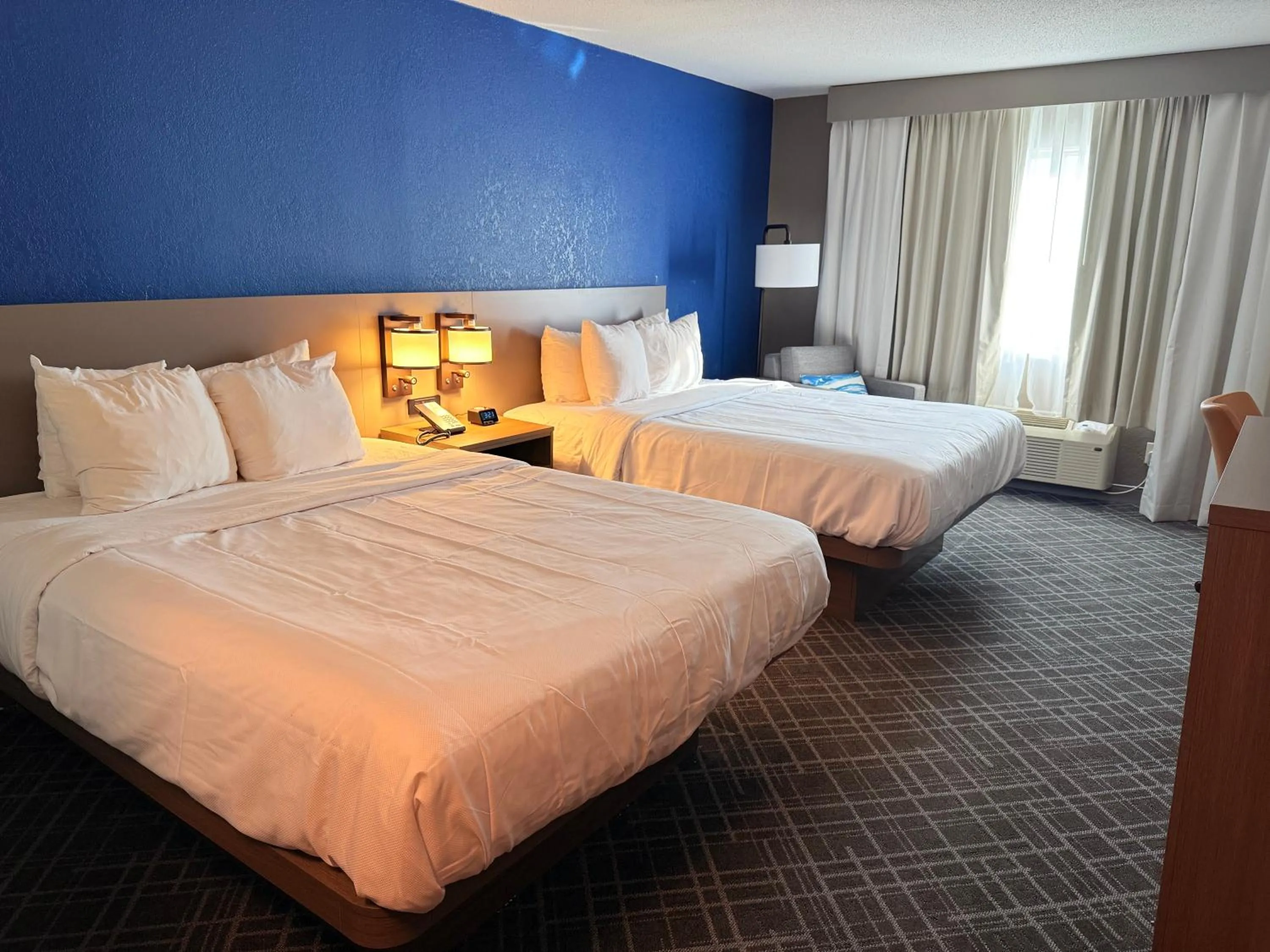Bed in Comfort Inn & Suites