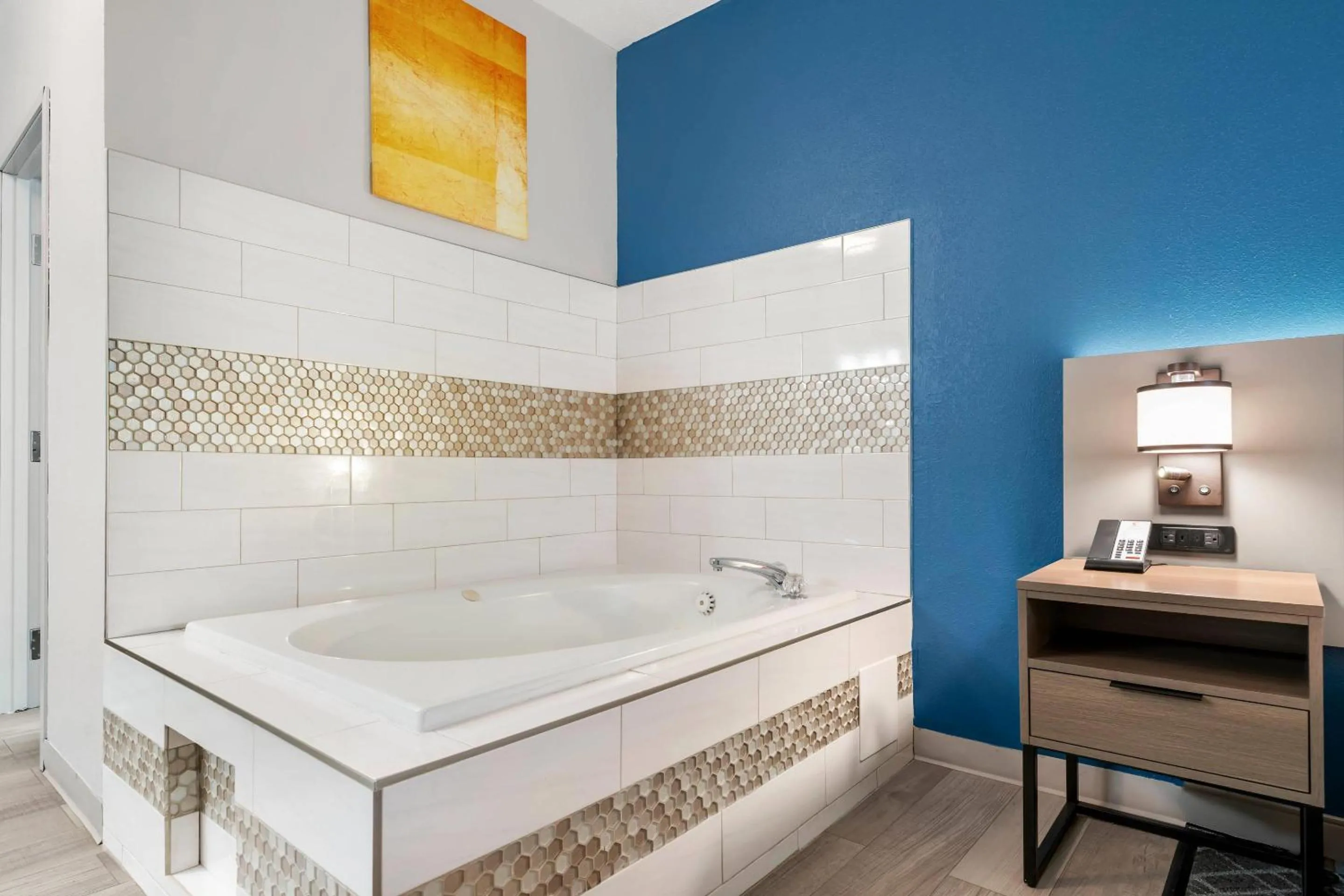 Bedroom in Comfort Inn & Suites