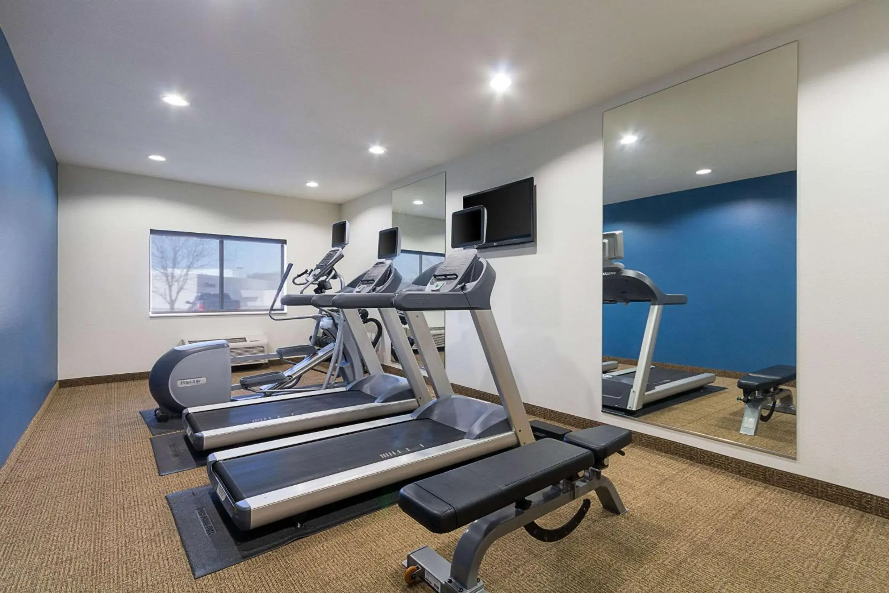 Fitness centre/facilities in Comfort Inn Barboursville near Huntington Mall area Fitness centre/facilities in Comfort Inn Barboursville near Huntington Mall area