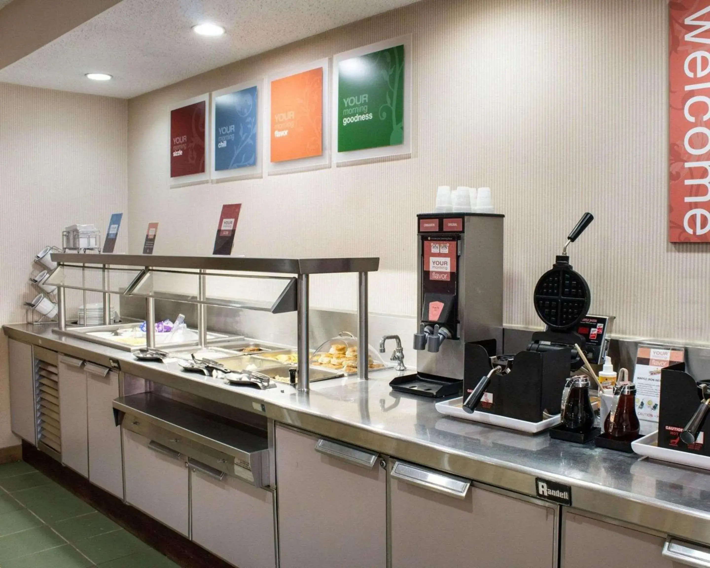 Breakfast in Comfort Suites Parkersburg South Breakfast in Comfort Suites Parkersburg South