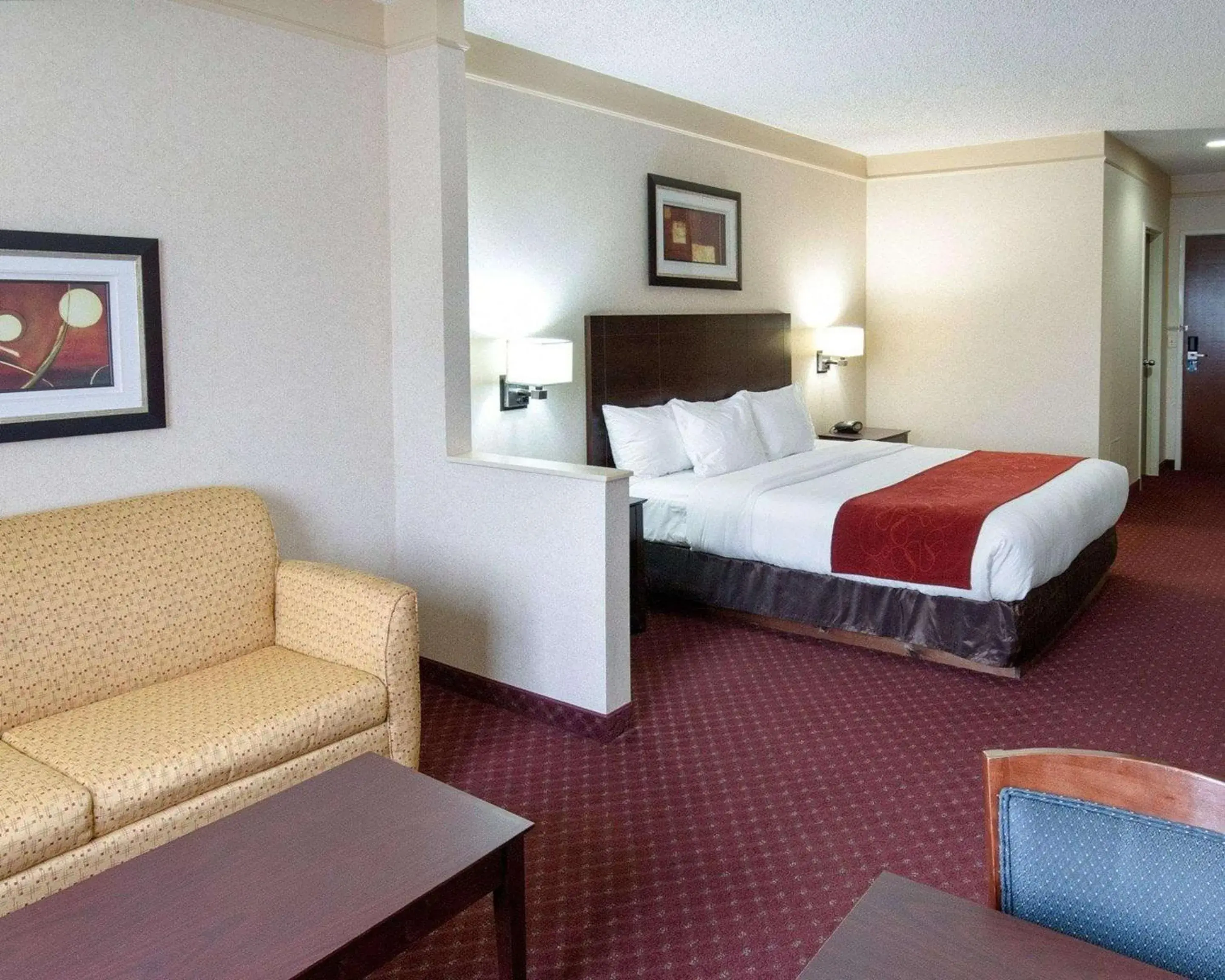 Bedroom, Bed in Comfort Suites Parkersburg South Bedroom, Bed in Comfort Suites Parkersburg South