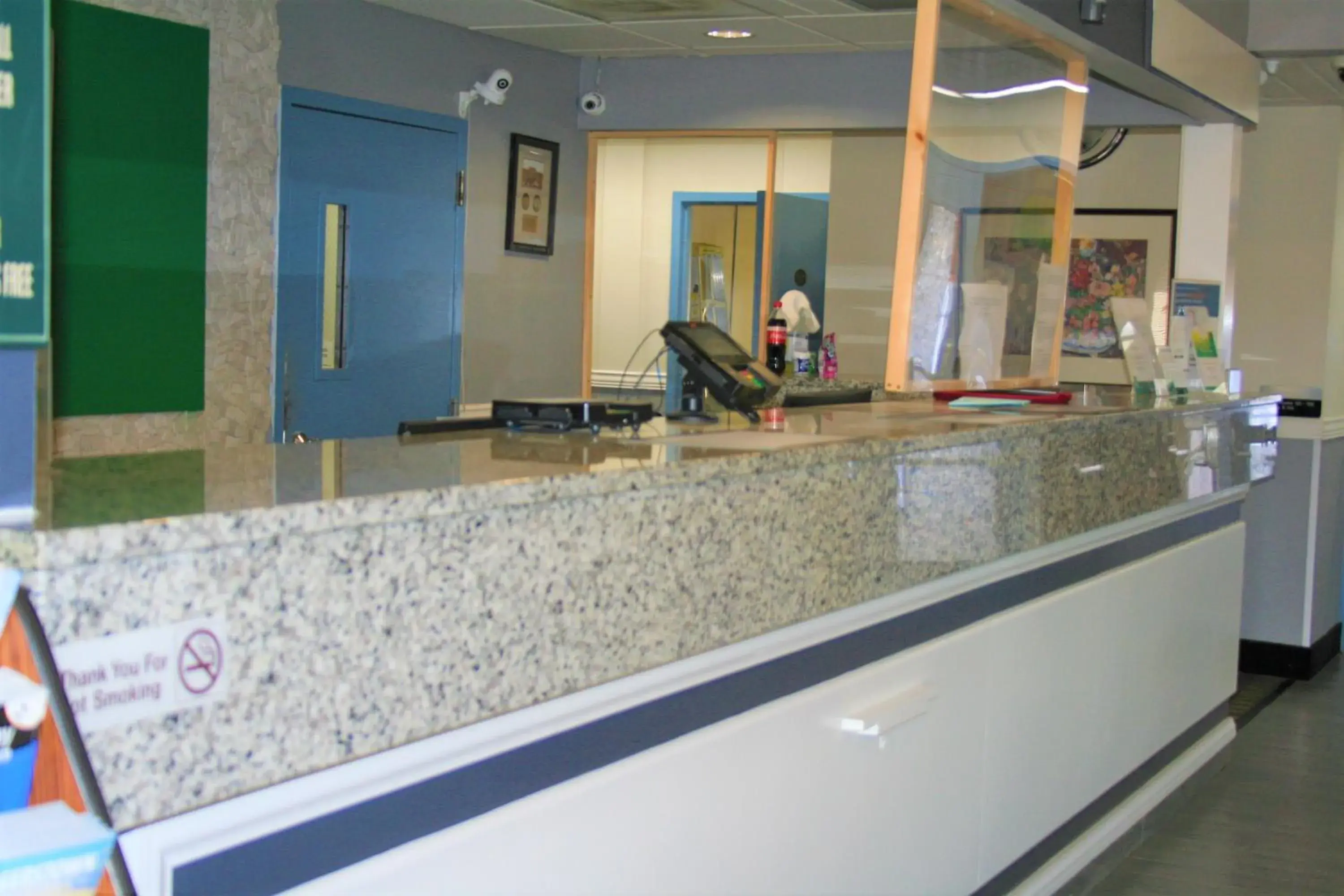 Lobby or reception in Quality Inn & Suites Kearneysville - Martinsburg Lobby or reception in Quality Inn & Suites Kearneysville - Martinsburg