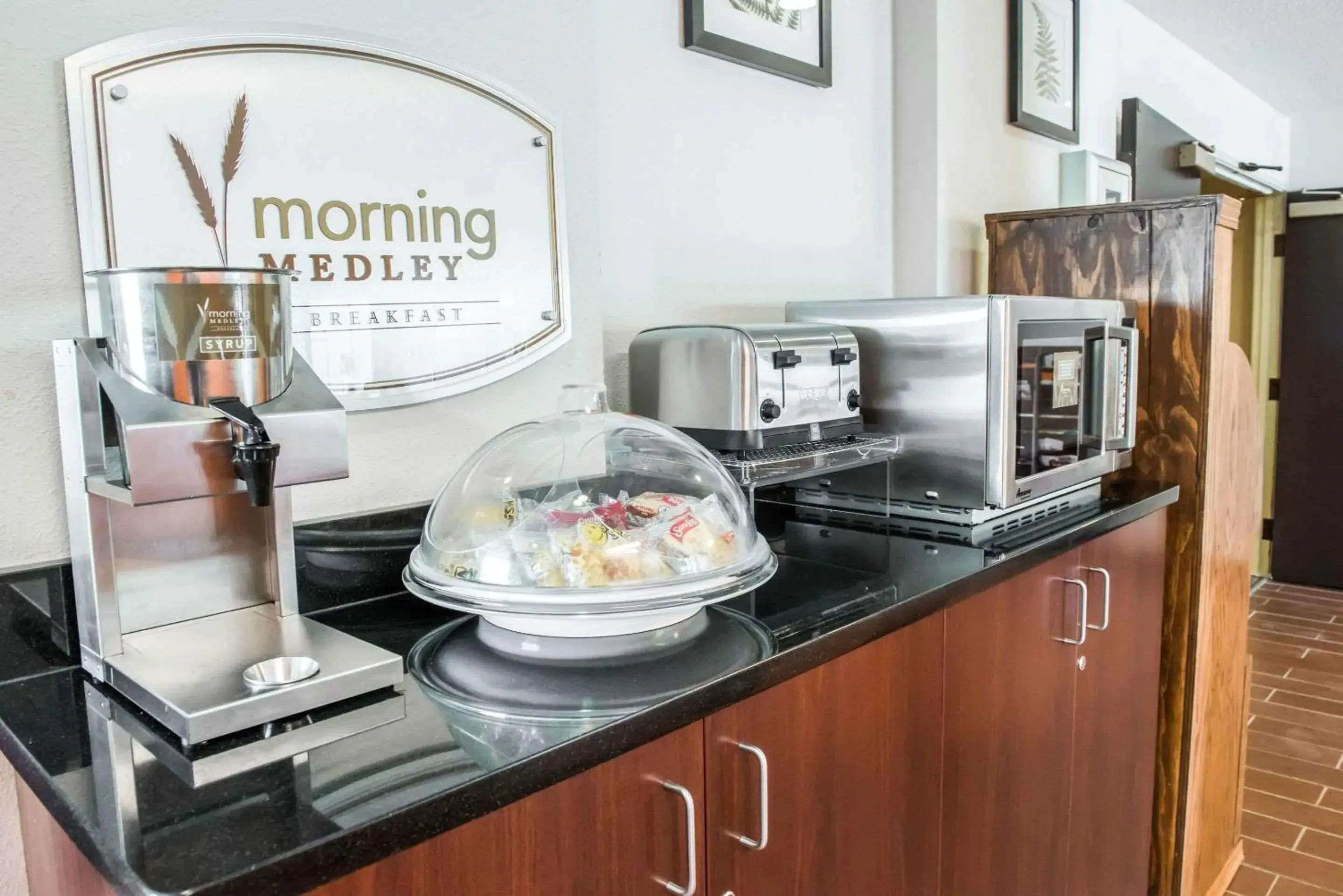 Restaurant/places to eat in Quality Inn Bridgeport-Clarksburg Restaurant/places to eat in Quality Inn Bridgeport-Clarksburg