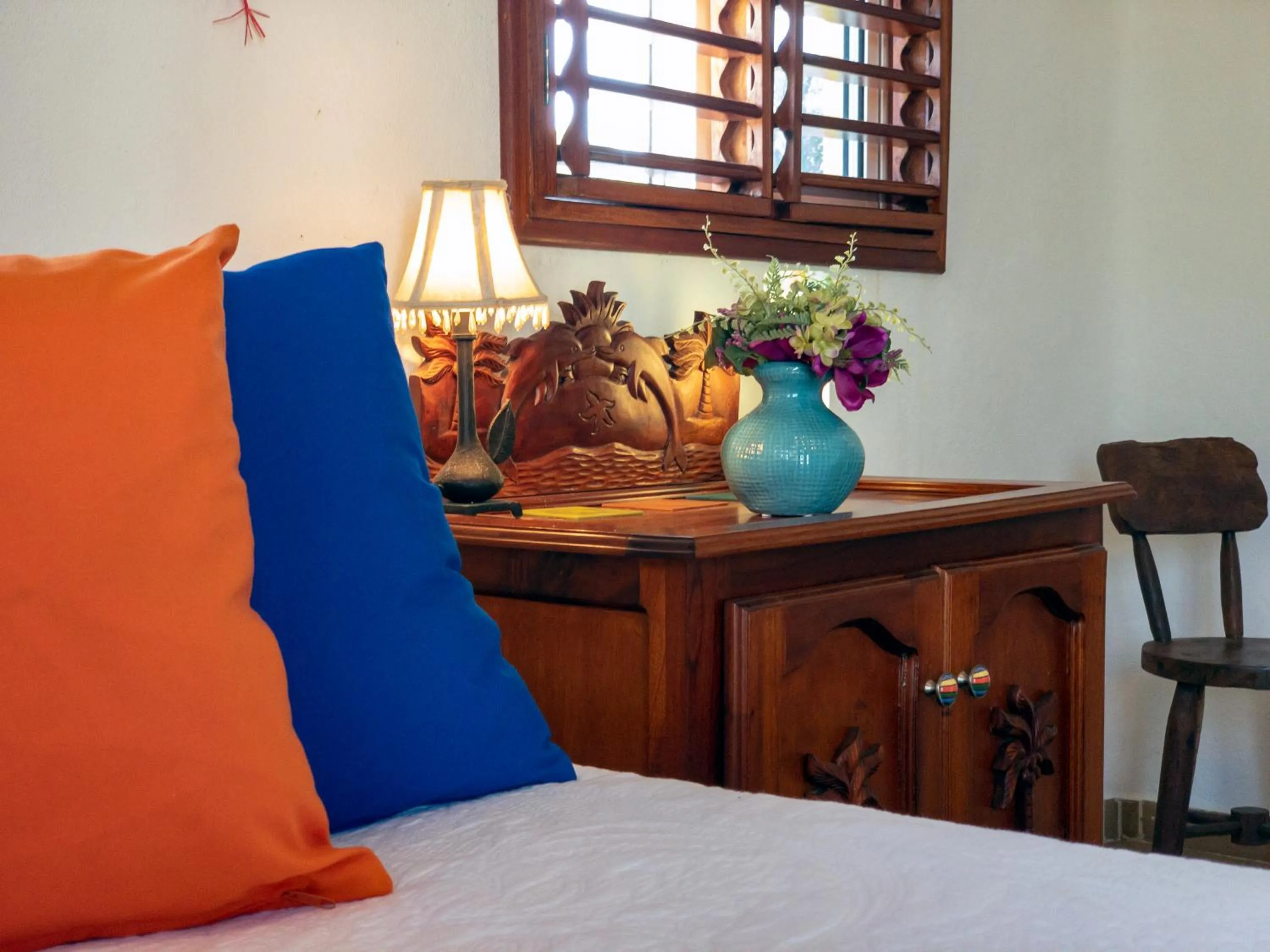 Bedroom, Bed in Casa Zarah - Hacienda Family Home - Pool and 2-Block to Beach