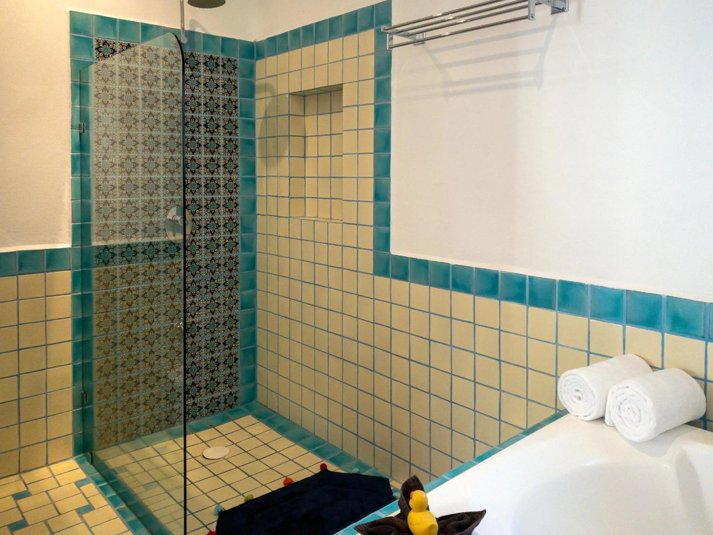 Shower in Casa Zarah - Hacienda Family Home - Pool and 2-Block to Beach