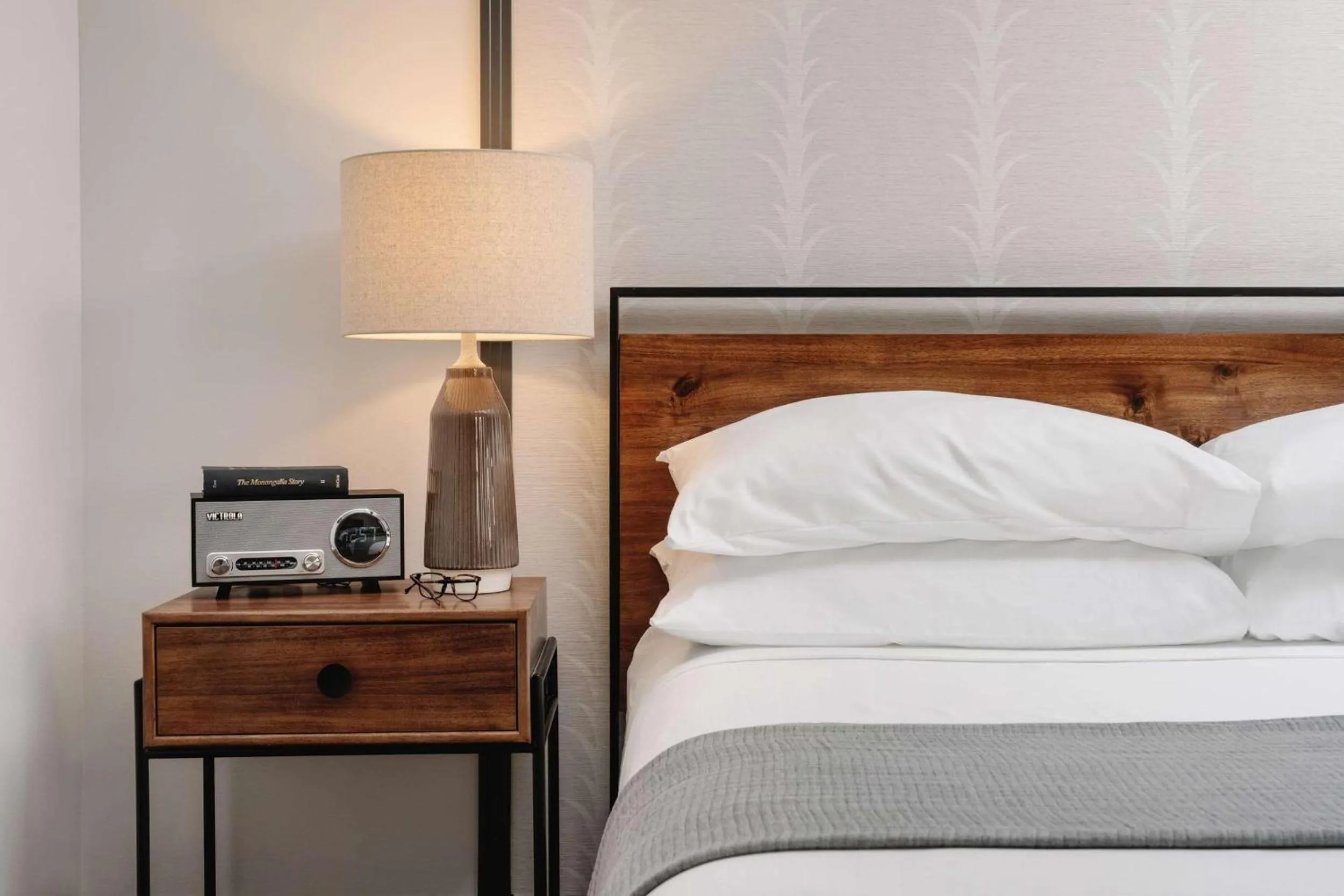 Photo of the whole room, Bed in Hotel Morgan a Wyndham Hotel