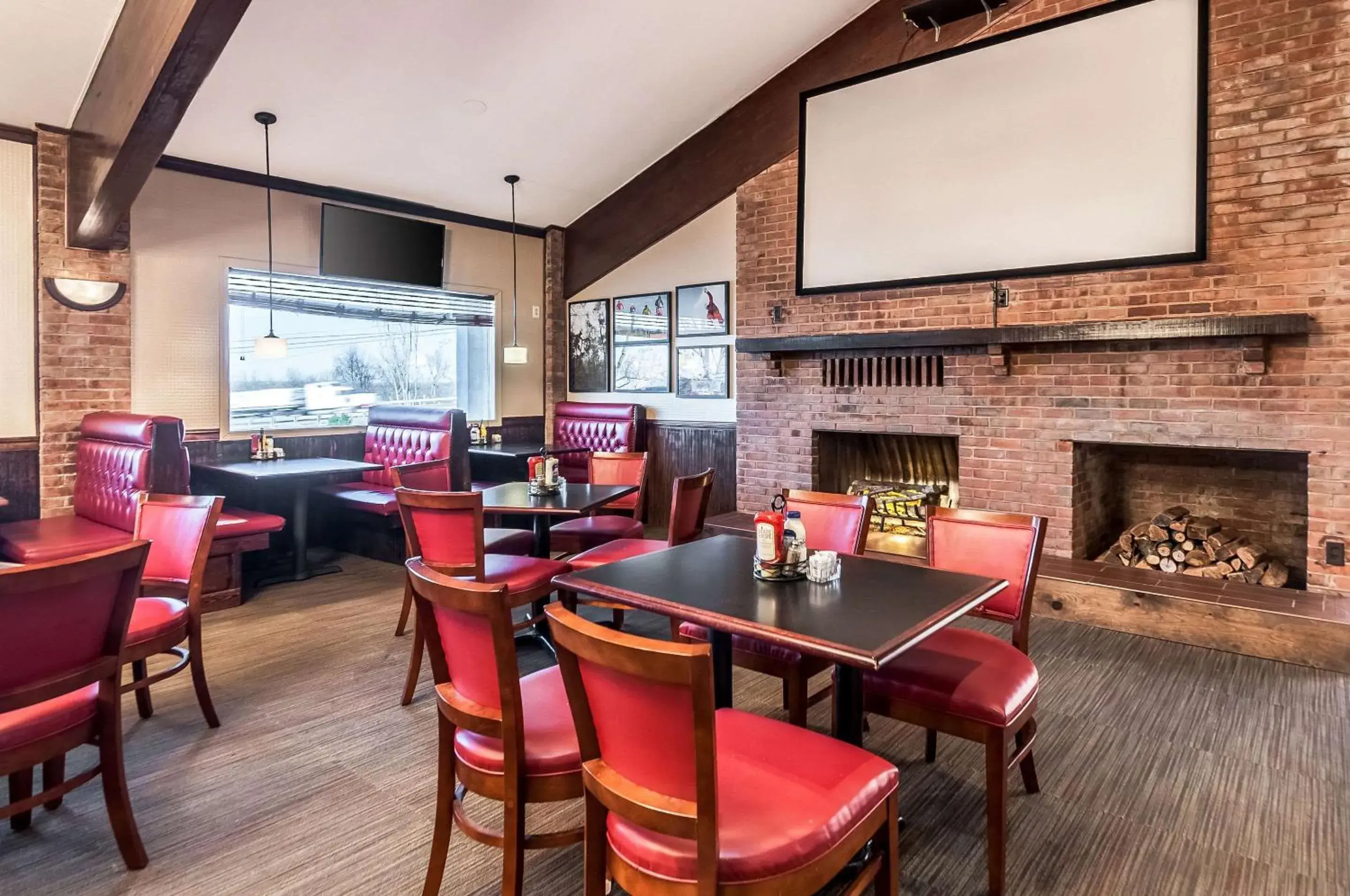 Restaurant/places to eat in Clarion Inn Harpers Ferry-Charles Town Restaurant/places to eat in Clarion Inn Harpers Ferry-Charles Town