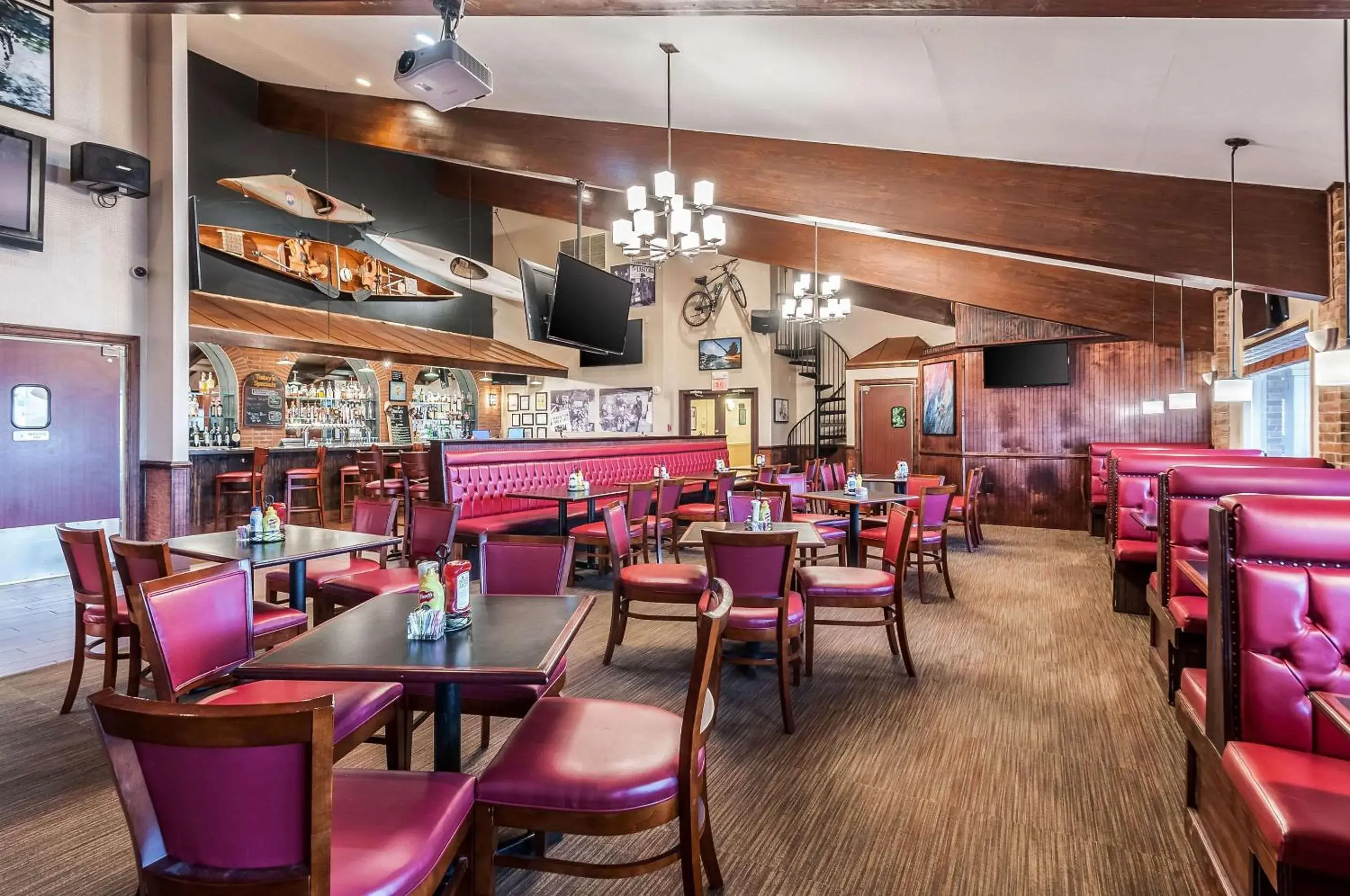 Restaurant/places to eat in Clarion Inn Harpers Ferry-Charles Town Restaurant/places to eat in Clarion Inn Harpers Ferry-Charles Town