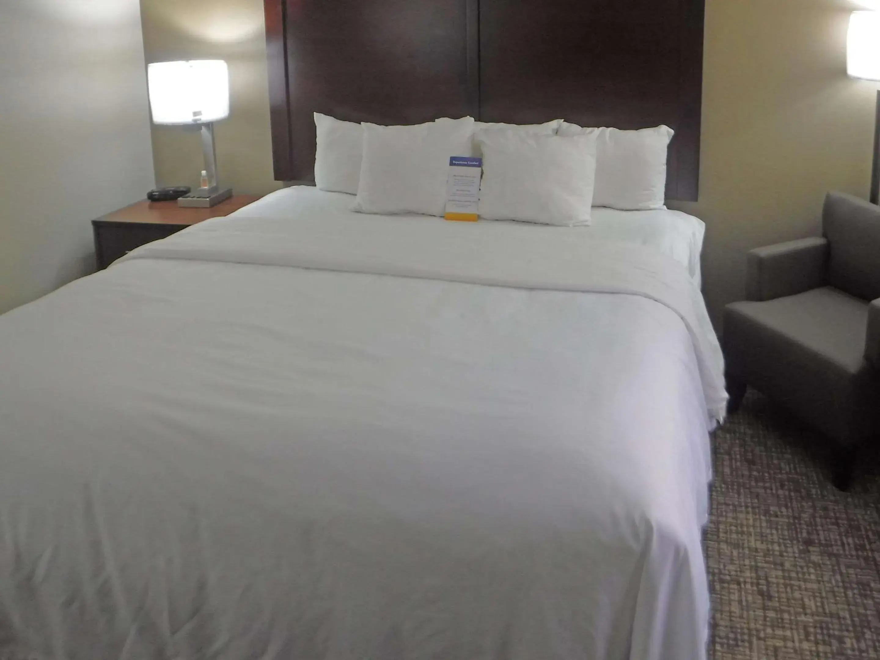 Bedroom, Bed in Comfort Inn New River Bedroom, Bed in Comfort Inn New River