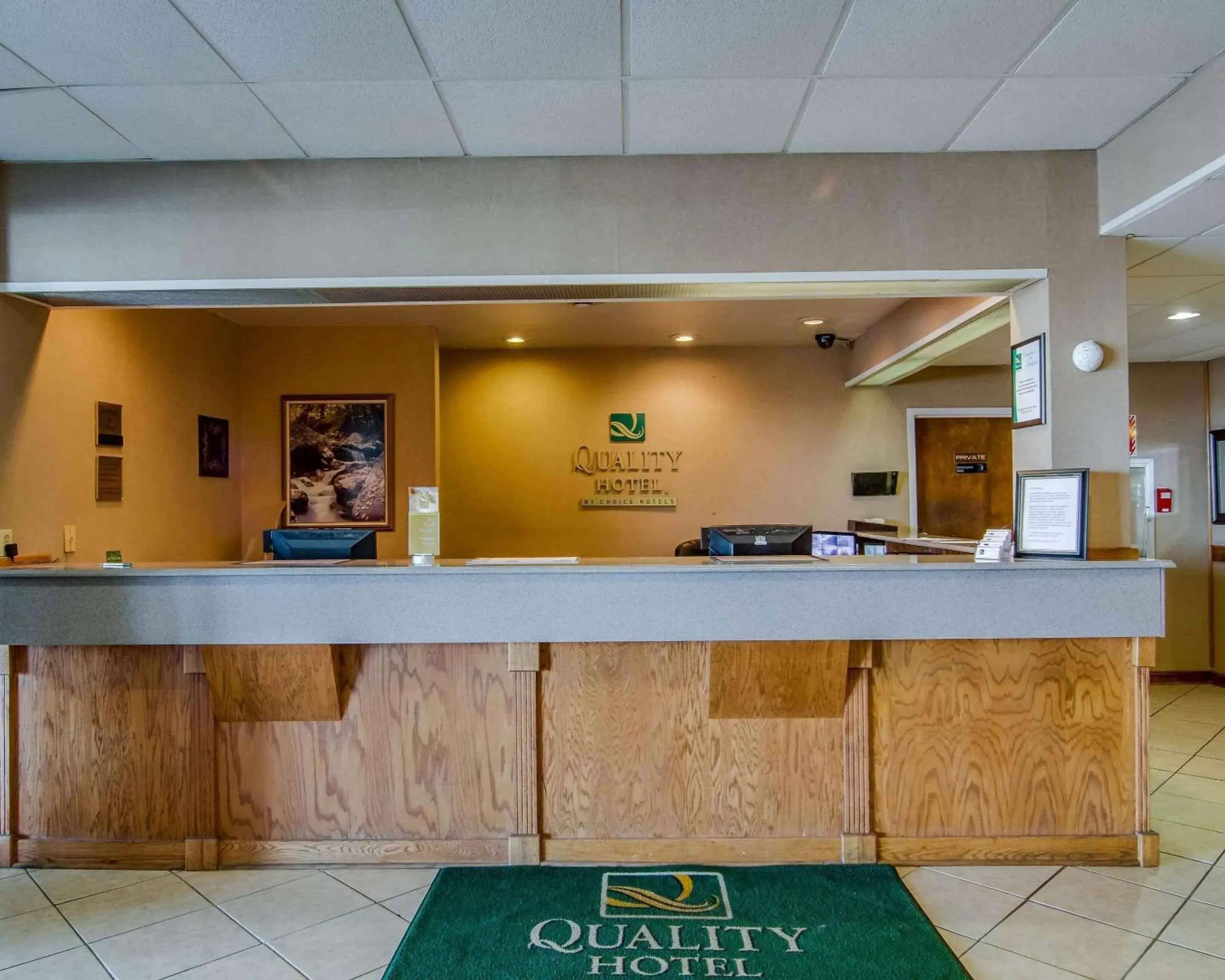 Lobby or reception in Quality Hotel and Conference Center Bluefield Lobby or reception in Quality Hotel and Conference Center Bluefield