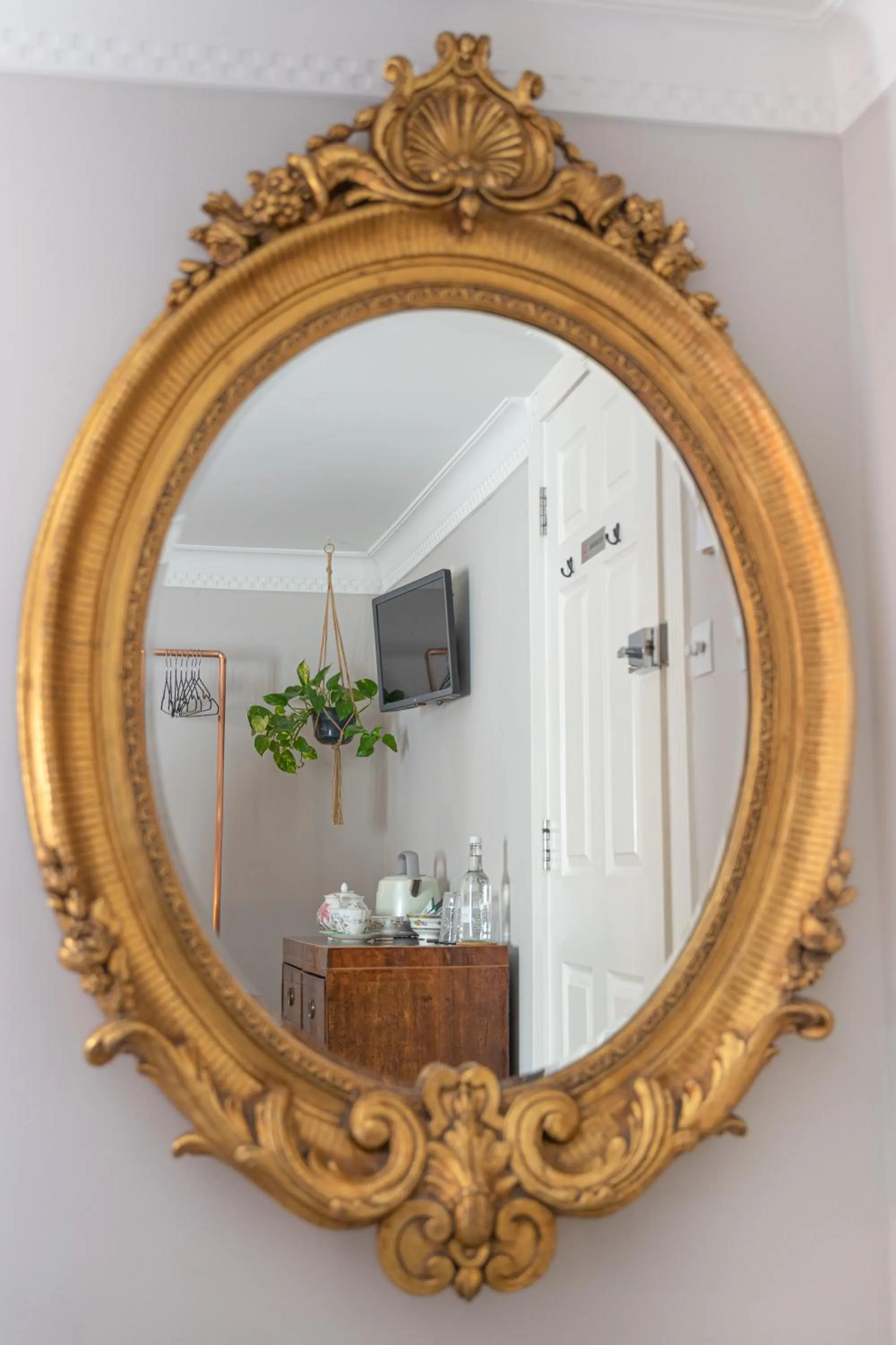 Coffee/tea facilities in House Arundel