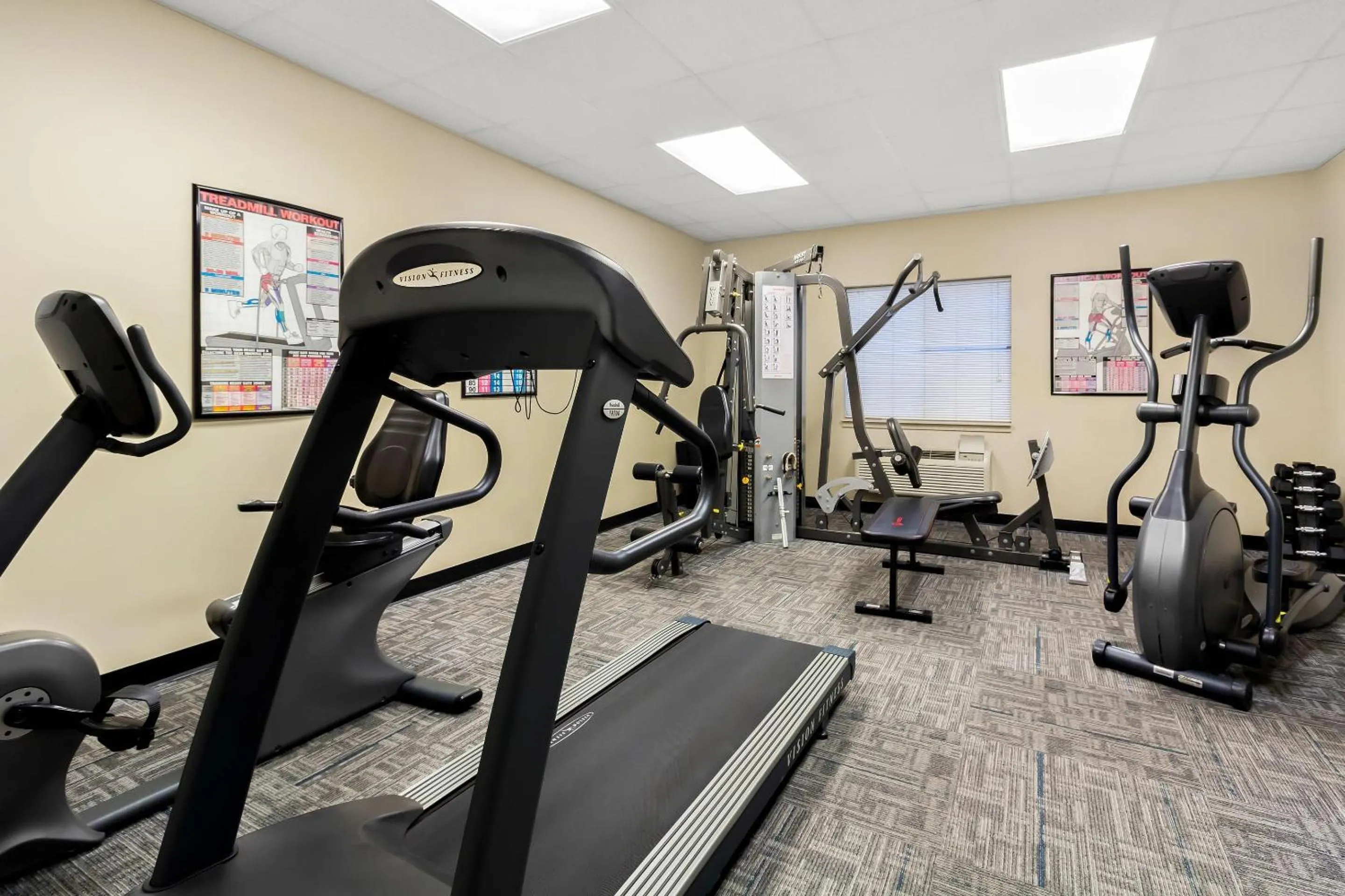 Fitness centre/facilities in Suburban Studios Morgantown