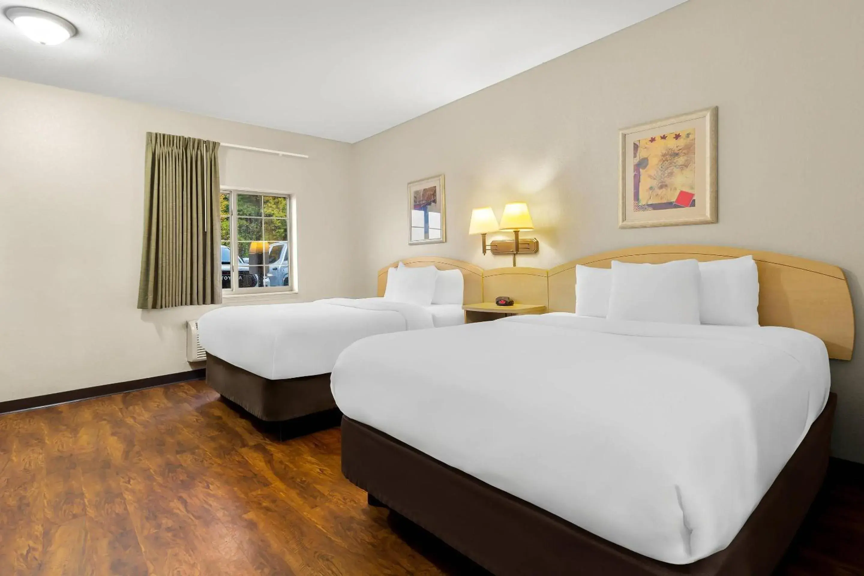 Queen Room with Two Queen Beds - Non-Smoking in Suburban Studios Morgantown Queen Room with Two Queen Beds - Non-Smoking in Suburban Studios Morgantown