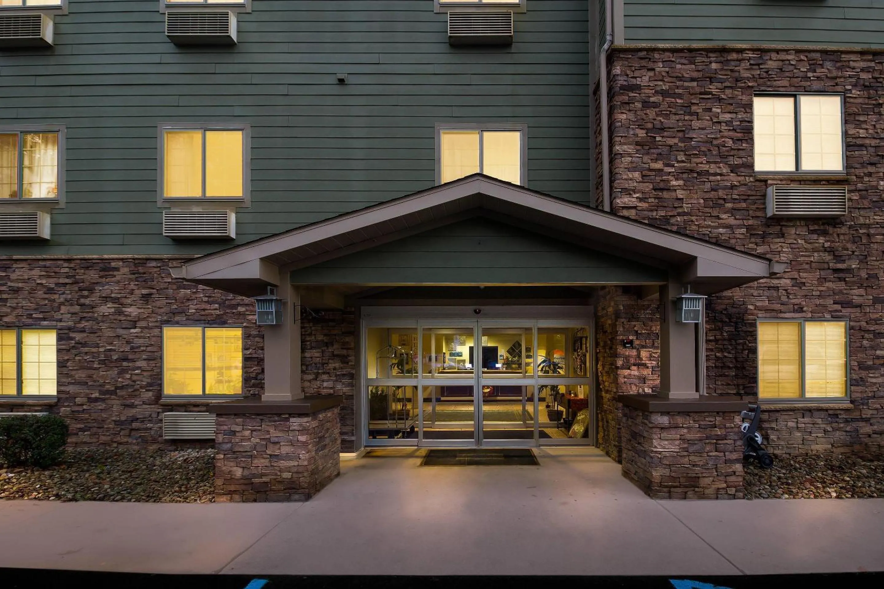 Property building in Suburban Studios Morgantown