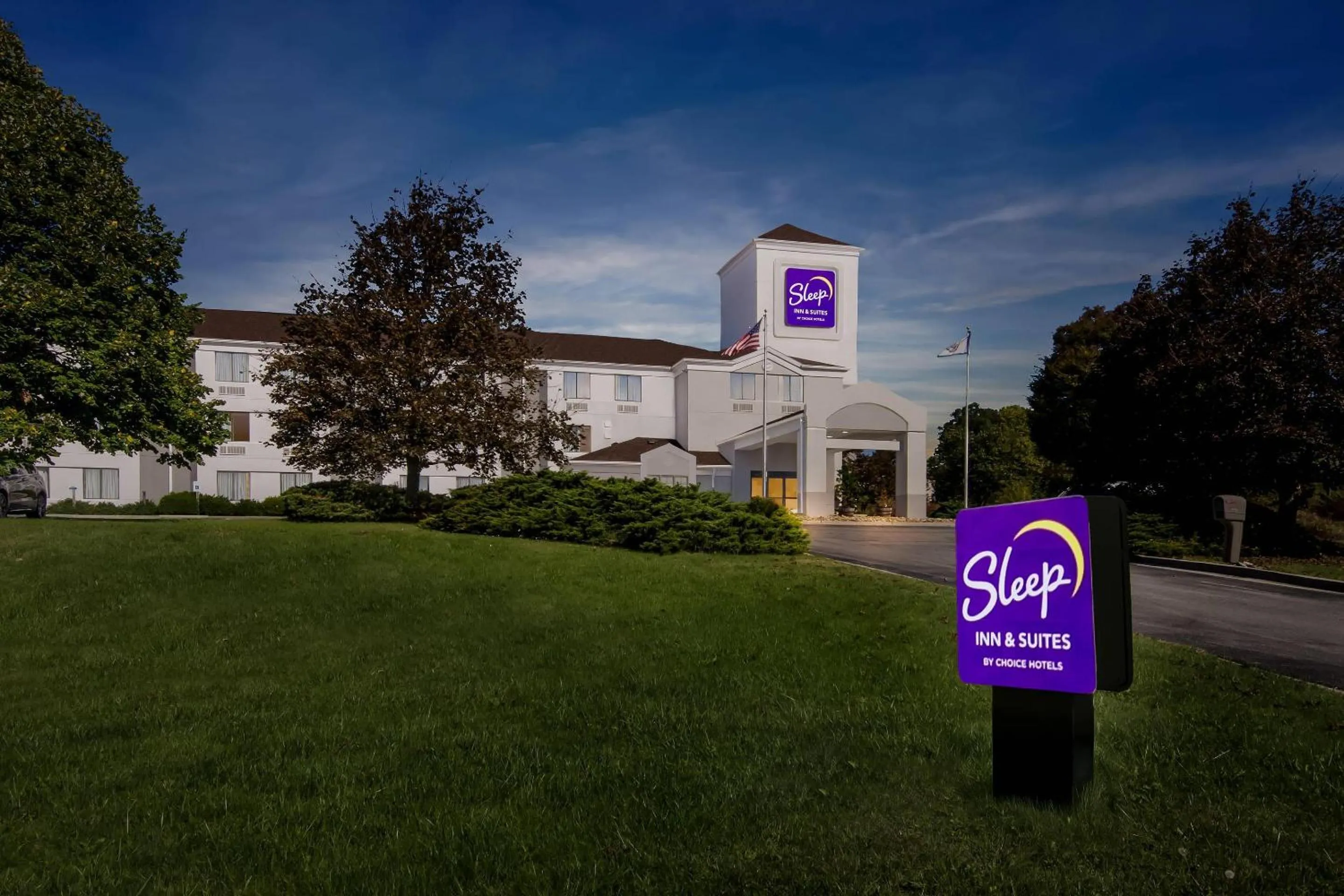 Property building in Sleep Inn & Suites Princeton I-77