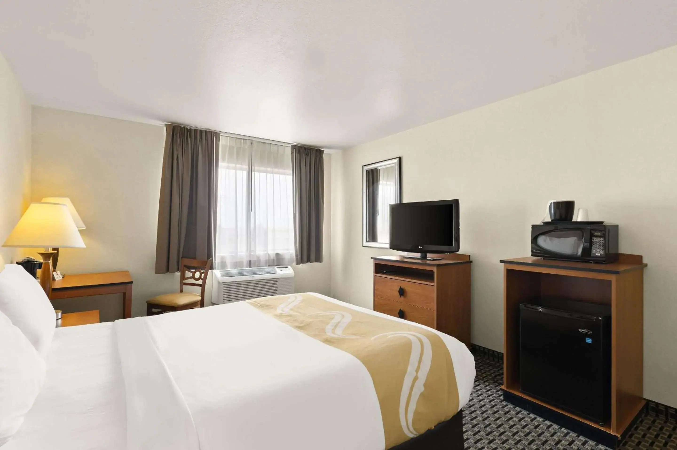 Bedroom, Bed in Quality Inn Cheyenne I-25 South Bedroom, Bed in Quality Inn Cheyenne I-25 South