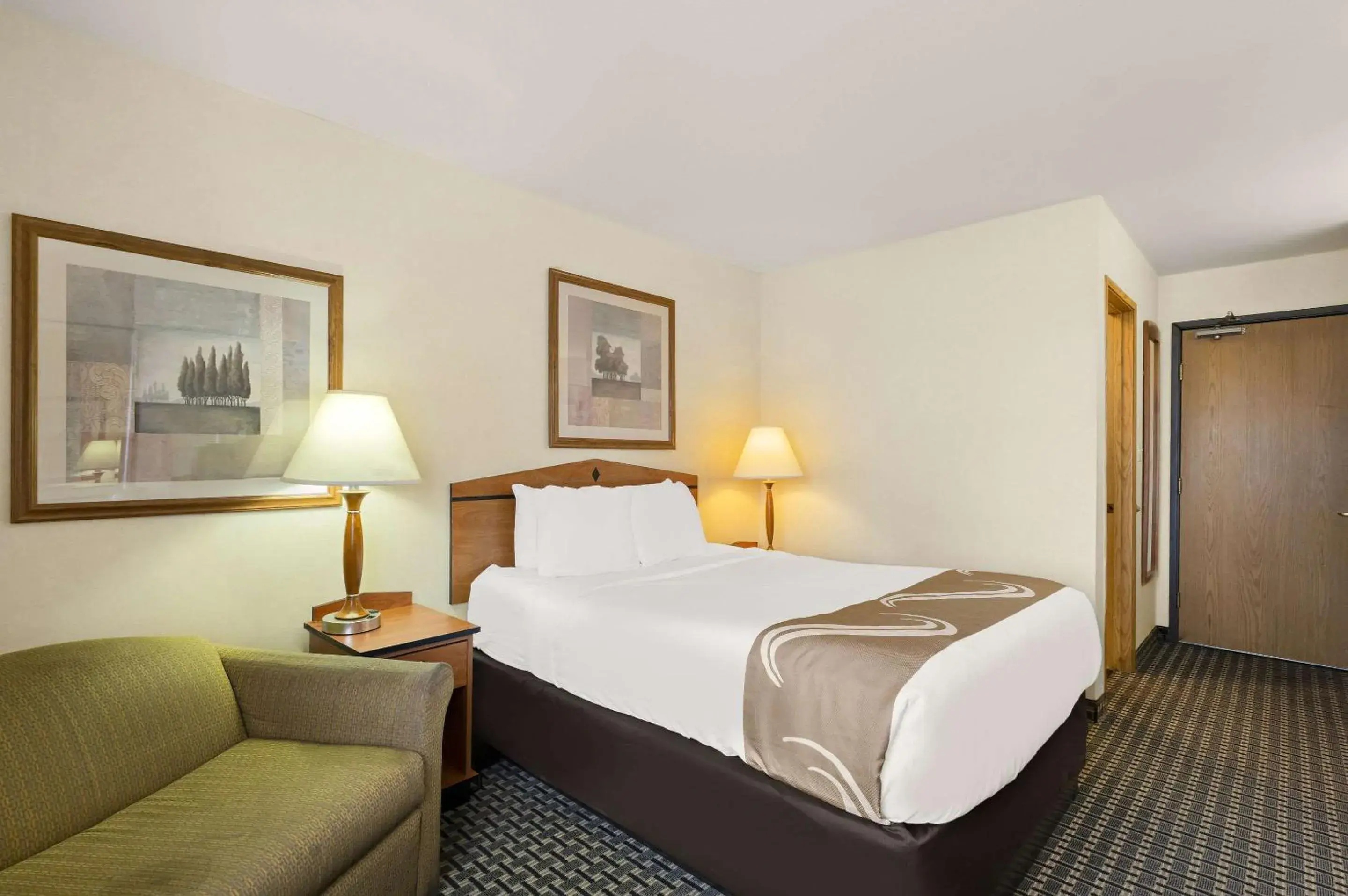 Bedroom, Bed in Quality Inn Cheyenne I-25 South Bedroom, Bed in Quality Inn Cheyenne I-25 South