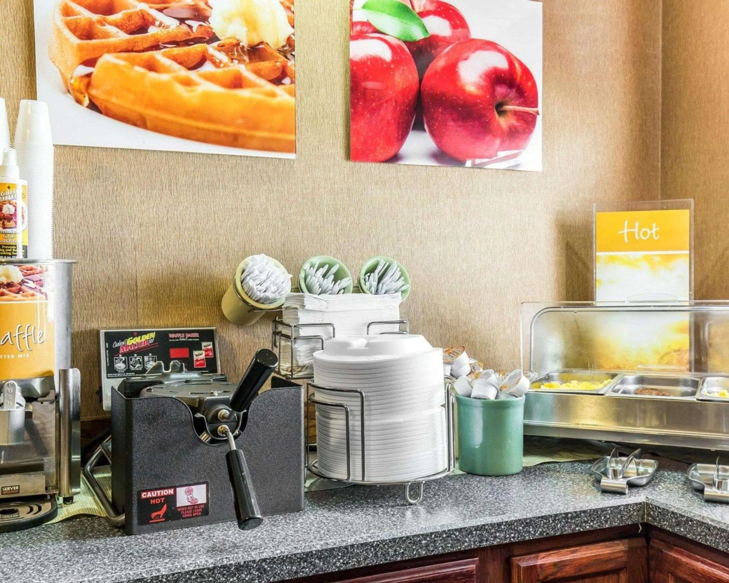 Restaurant/places to eat in Quality Inn Sheridan