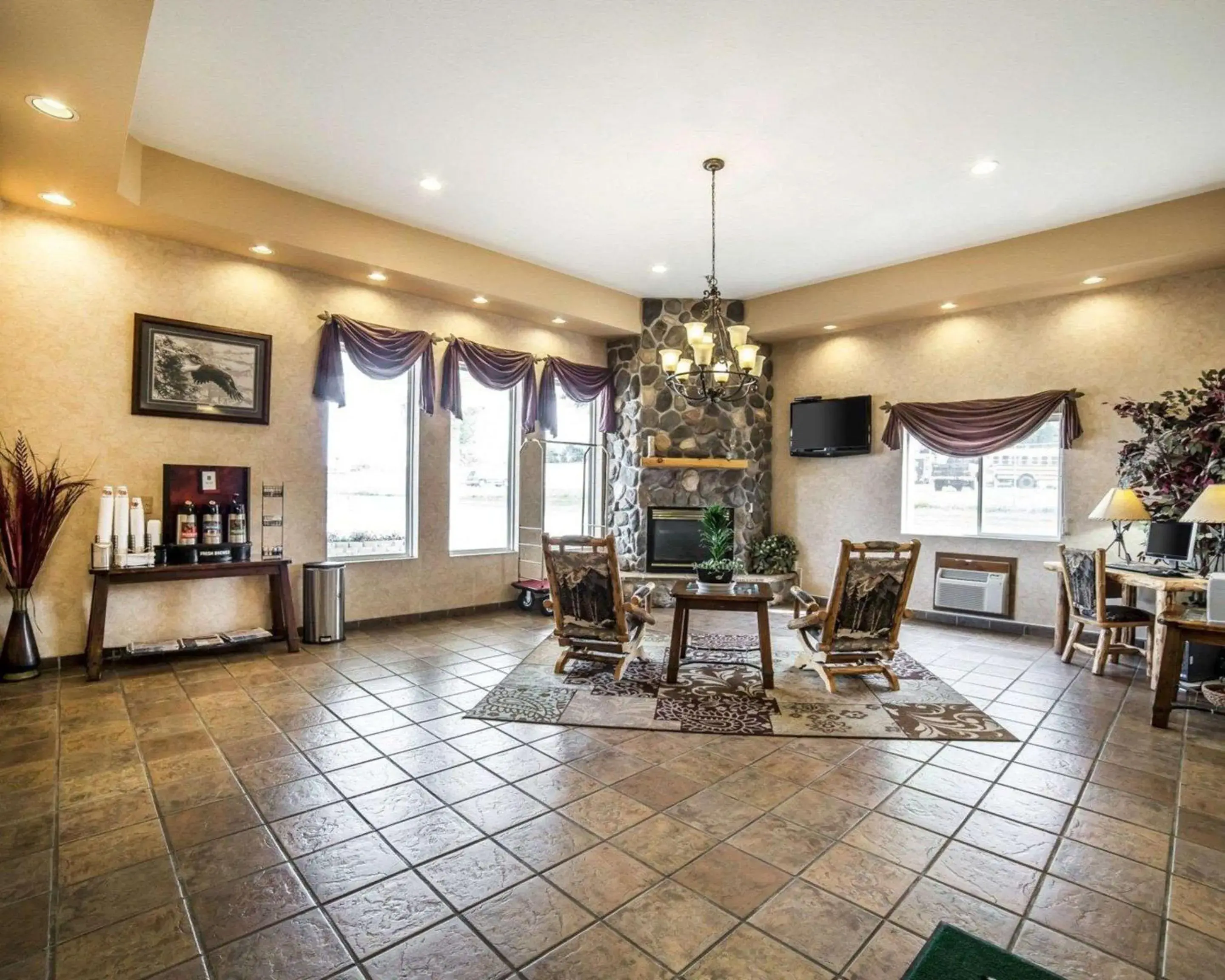 Lobby or reception in Quality Inn Sheridan Lobby or reception in Quality Inn Sheridan