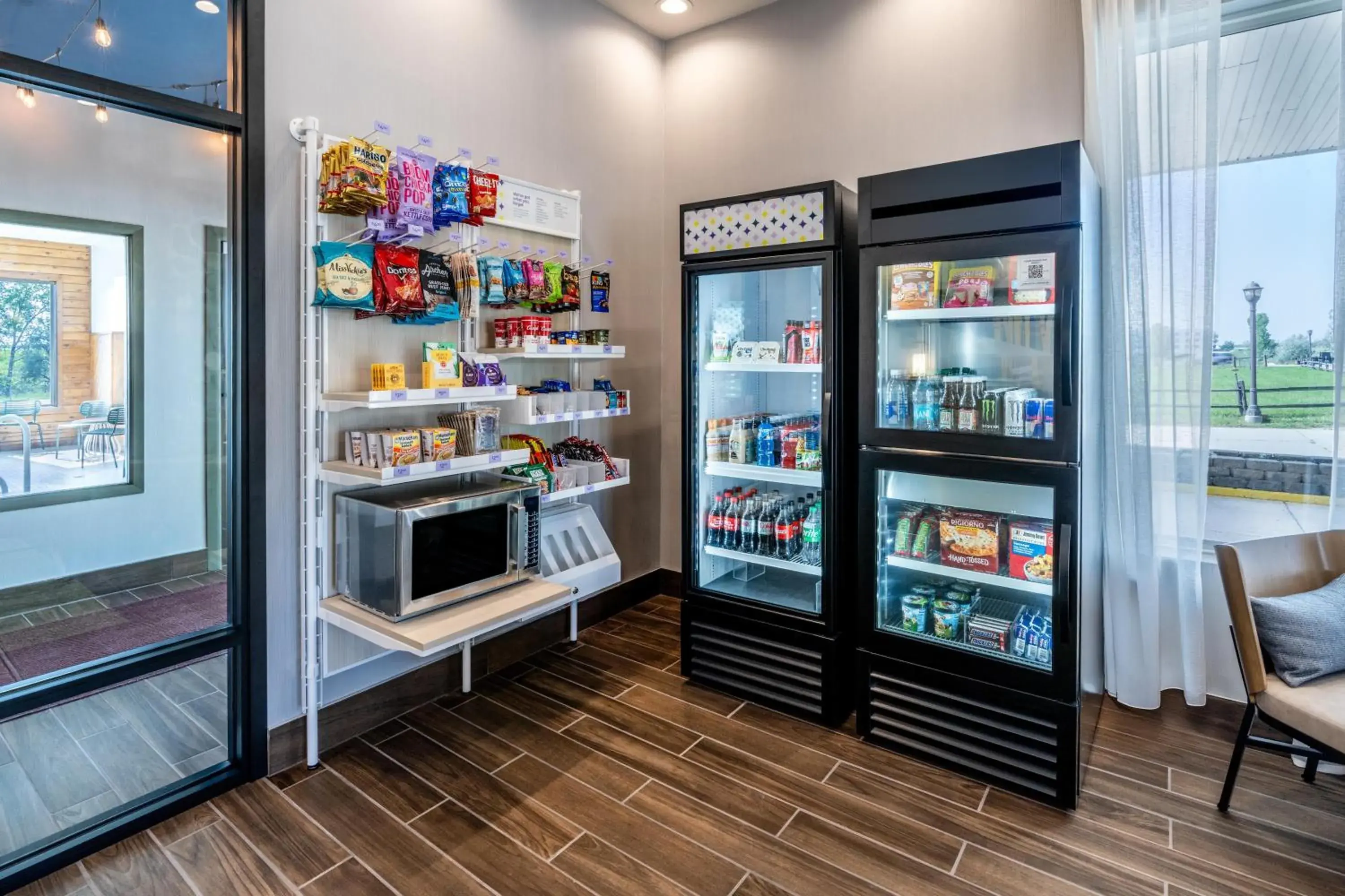 Restaurant/places to eat in Spark by Hilton Sheridan Restaurant/places to eat in Spark by Hilton Sheridan