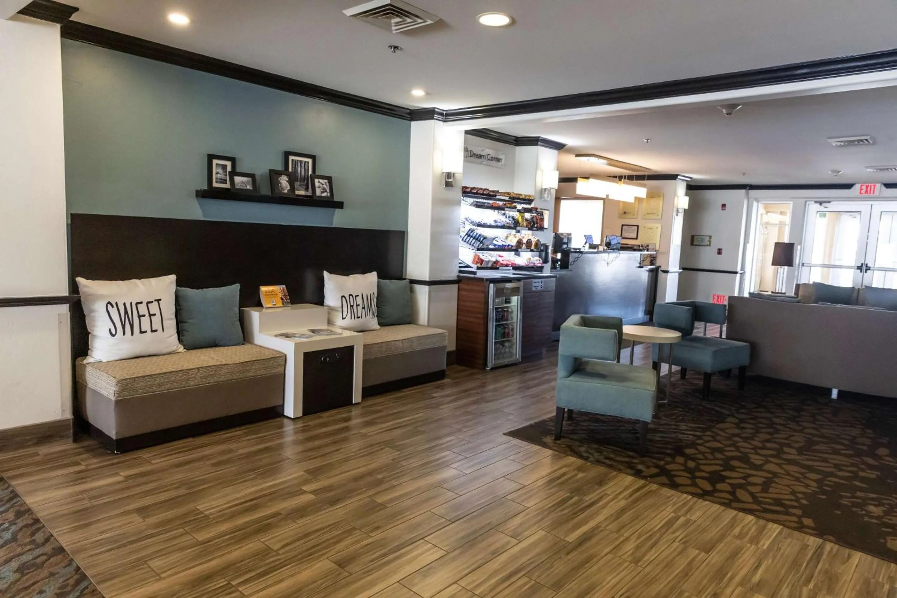 Lobby or reception in Sleep Inn & Suites Evansville - Casper