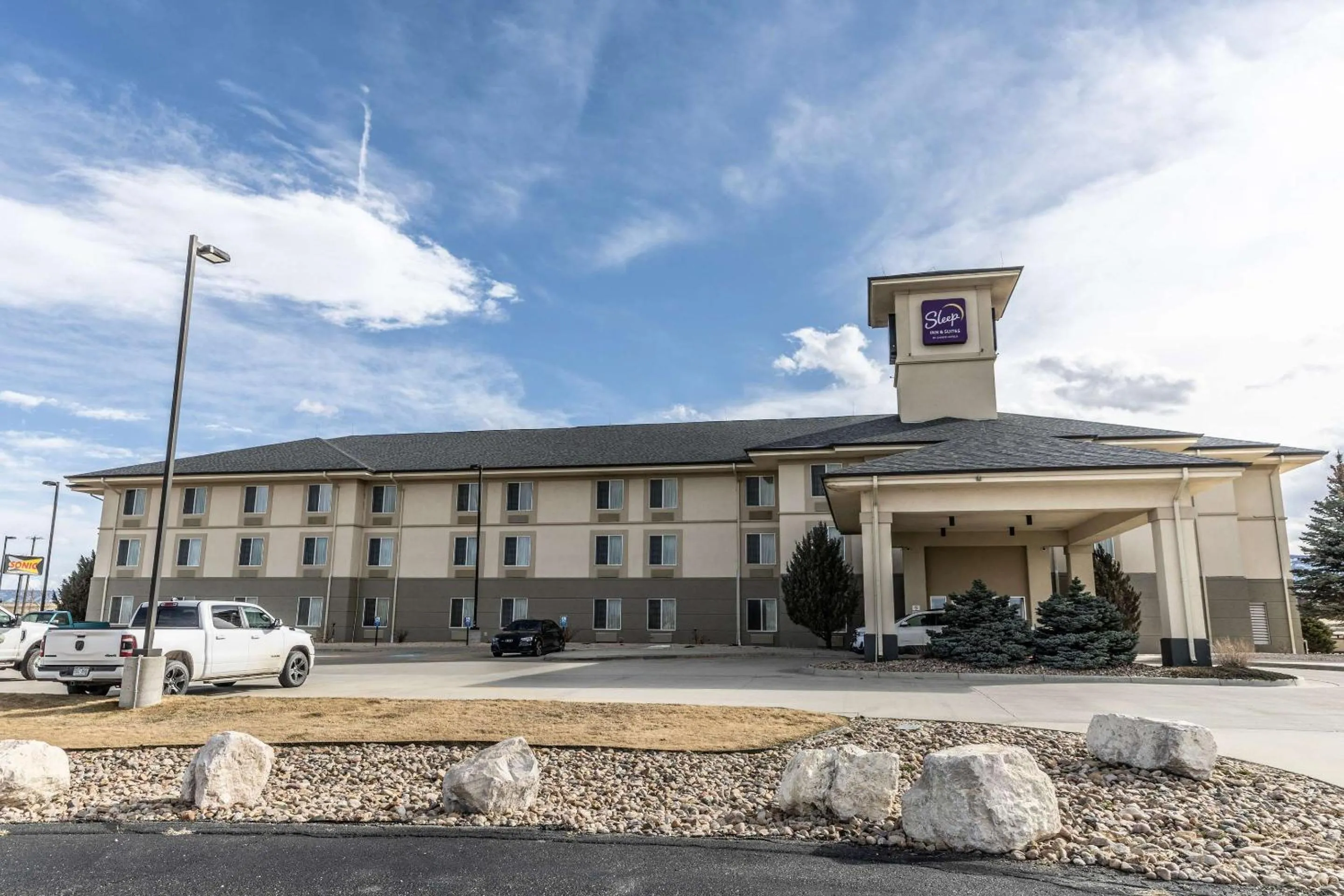 Property building in Sleep Inn & Suites Evansville - Casper