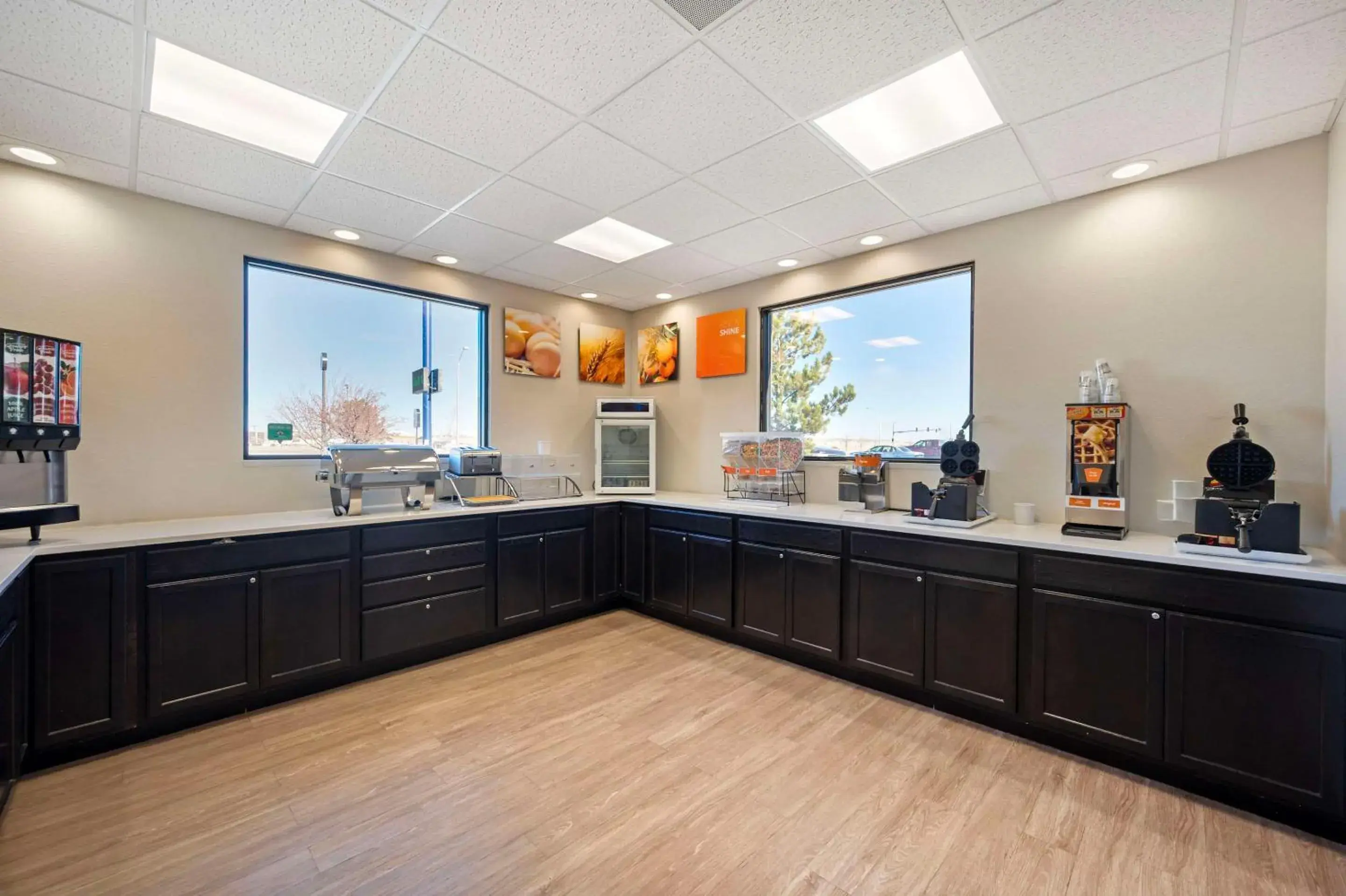 Breakfast in Comfort Inn & Suites Rawlins Breakfast in Comfort Inn & Suites Rawlins