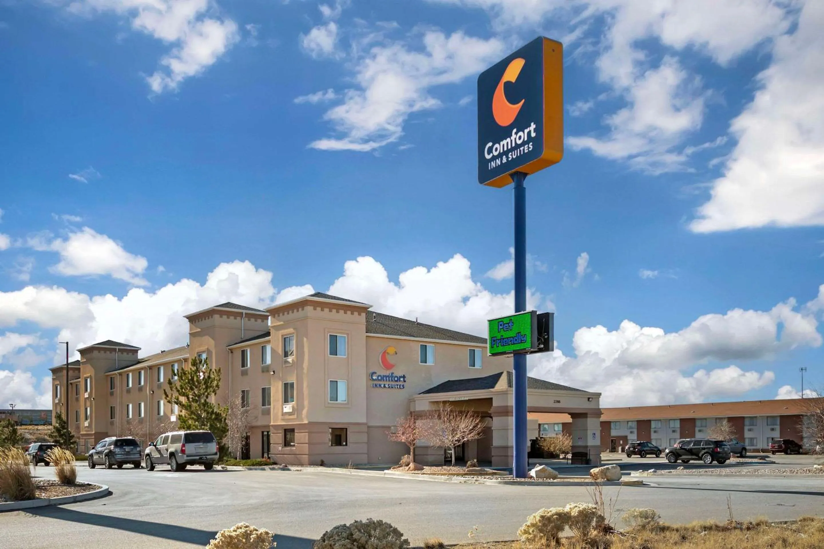 Property building in Comfort Inn & Suites Rawlins